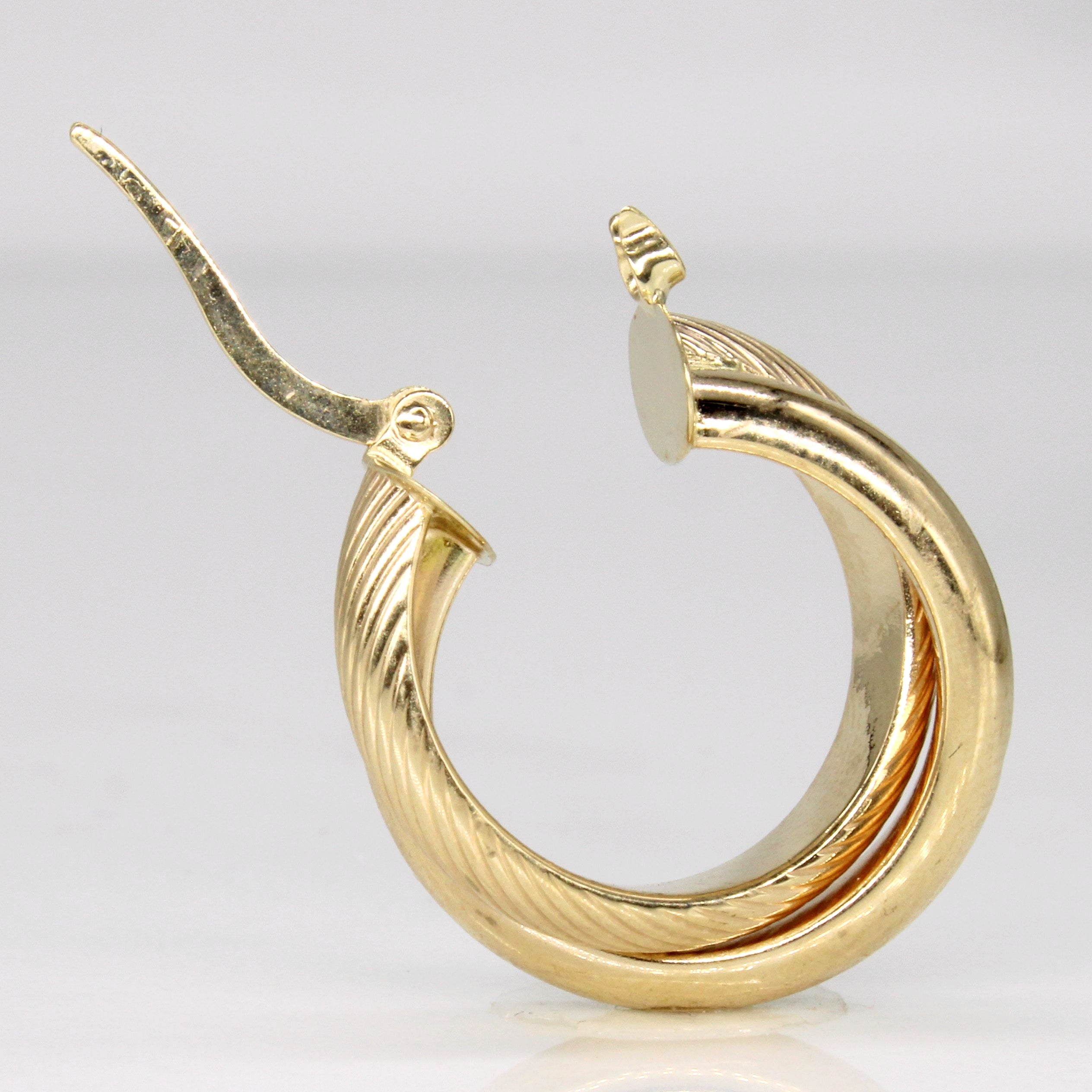 Boucles d'oreilles créoles en or jaune 14 carats