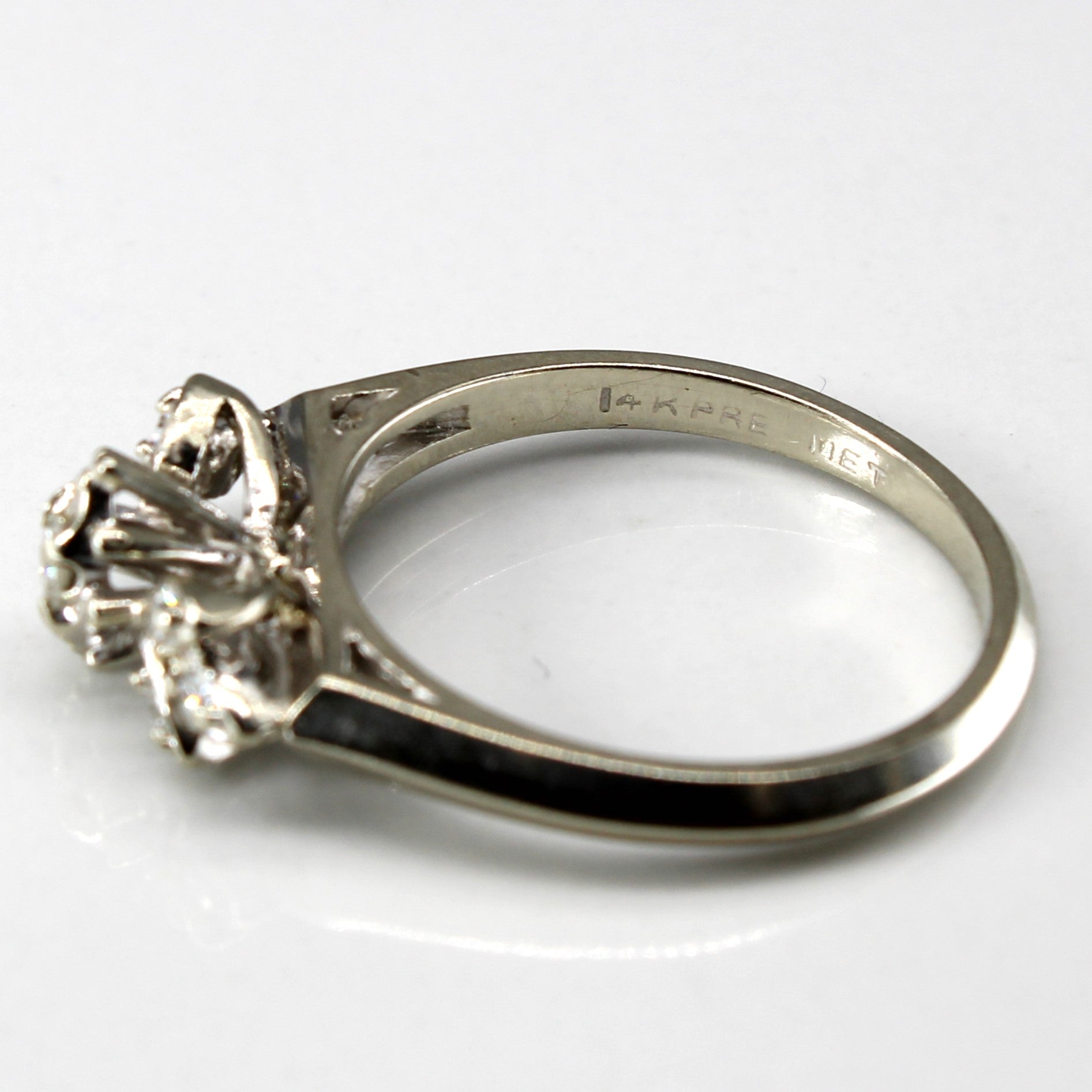 High Set Cluster Diamond Ring | 0.11ctw | SZ 6 |