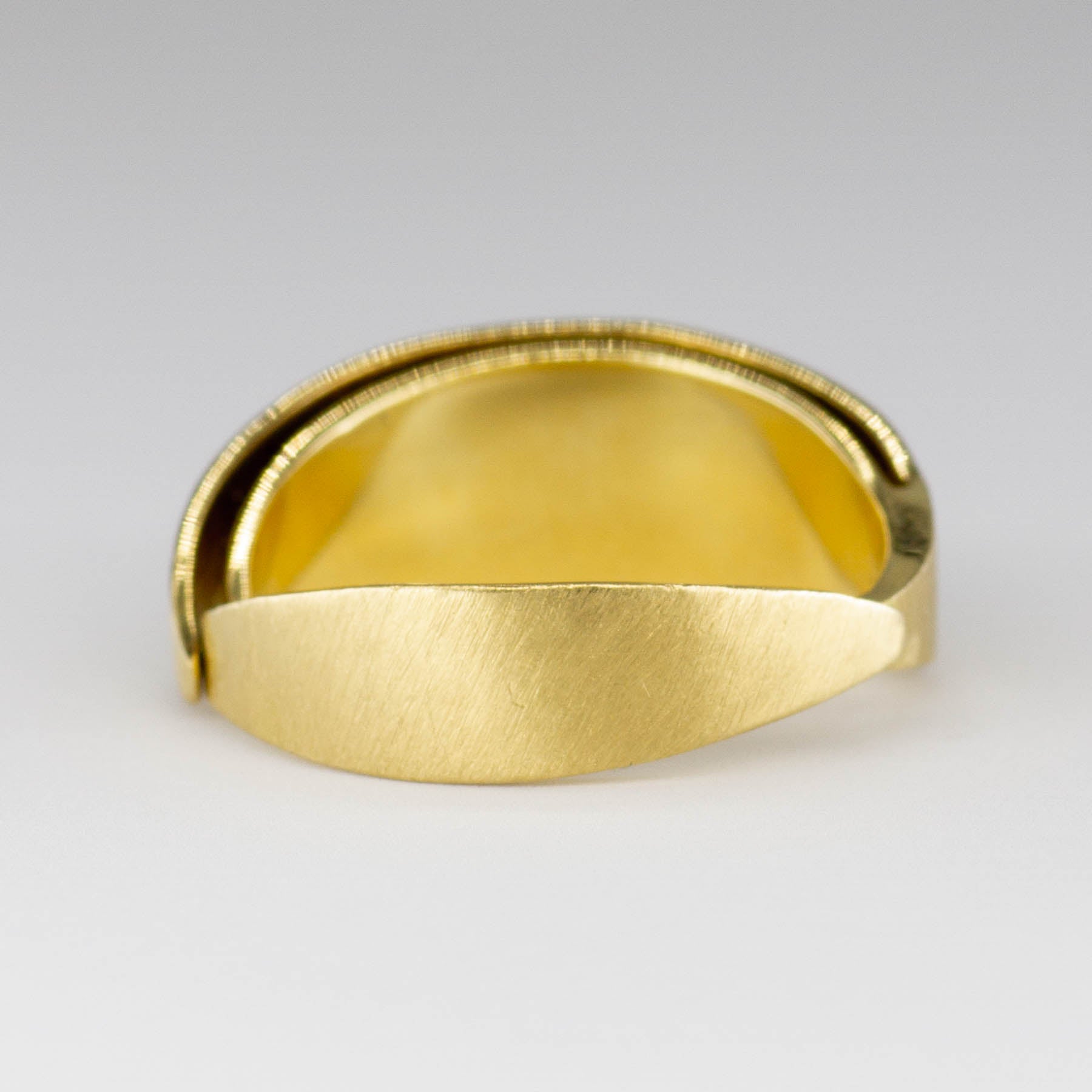 Vintage H. Stern Hinged Gold Ring with Diamond Accent | SZ 6.5 | 0.01 ct