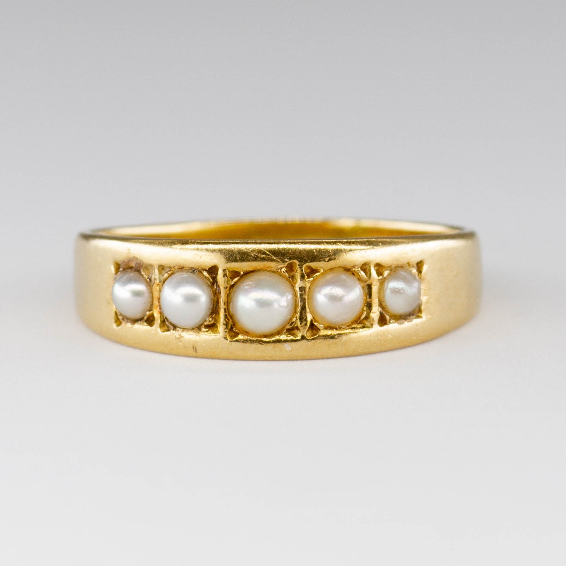 Bague vintage victorienne londonienne à cinq perles | Taille 8