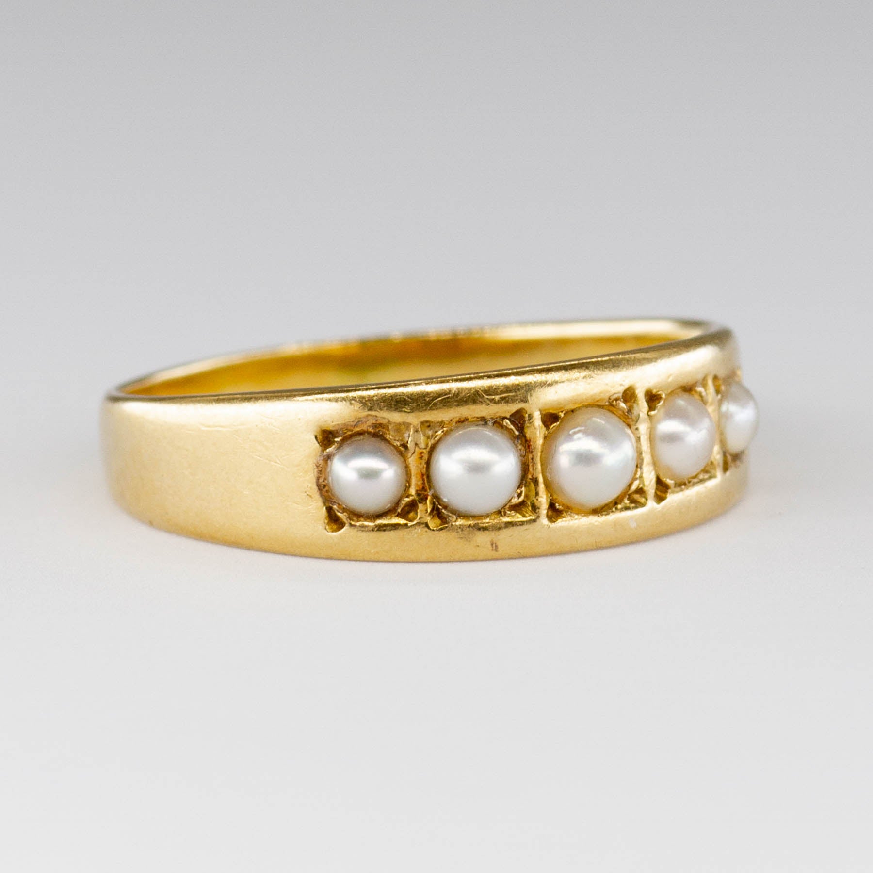 Bague vintage victorienne londonienne à cinq perles | Taille 8