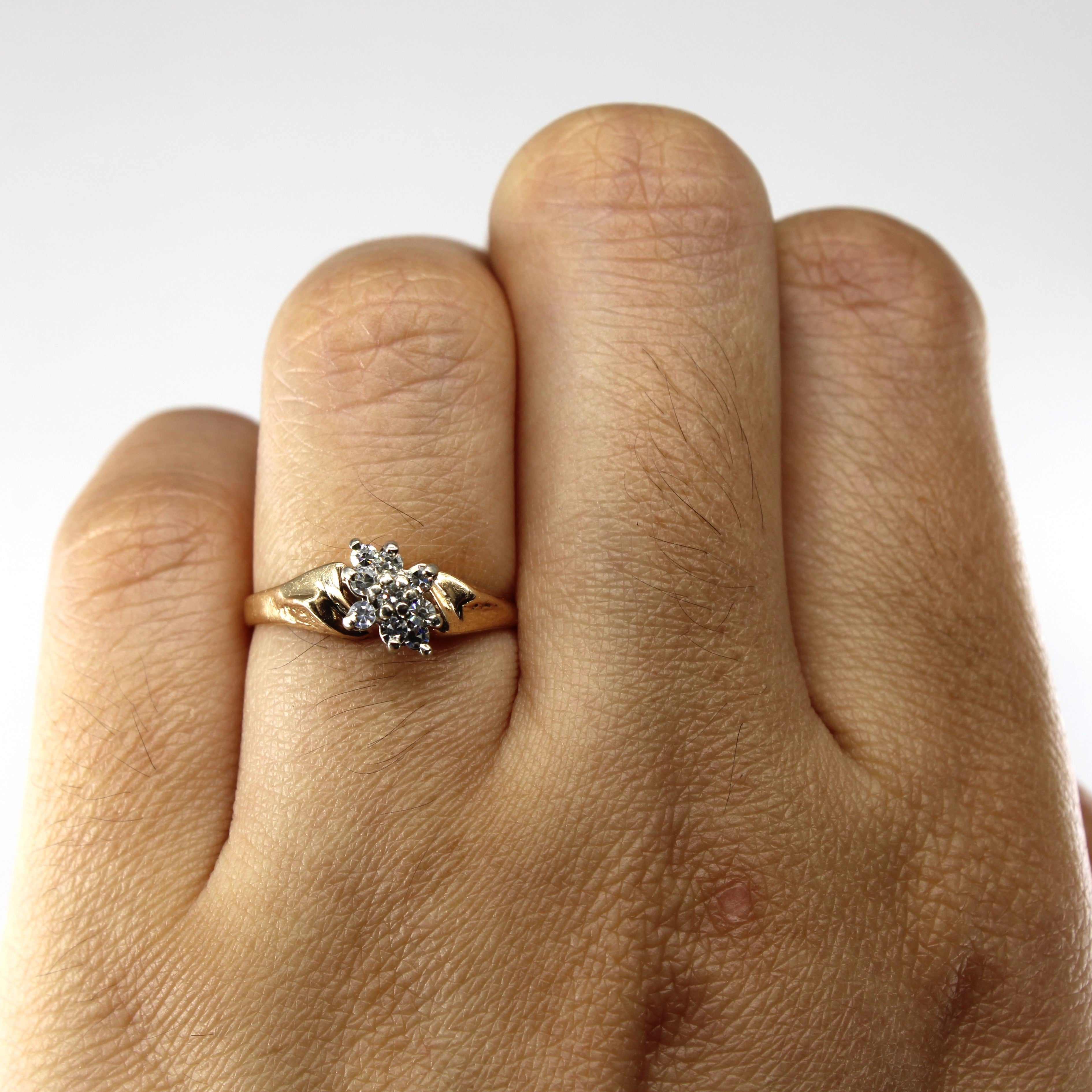 Cluster Set Diamond Ring | 0.11ctw | SZ 4.75 |