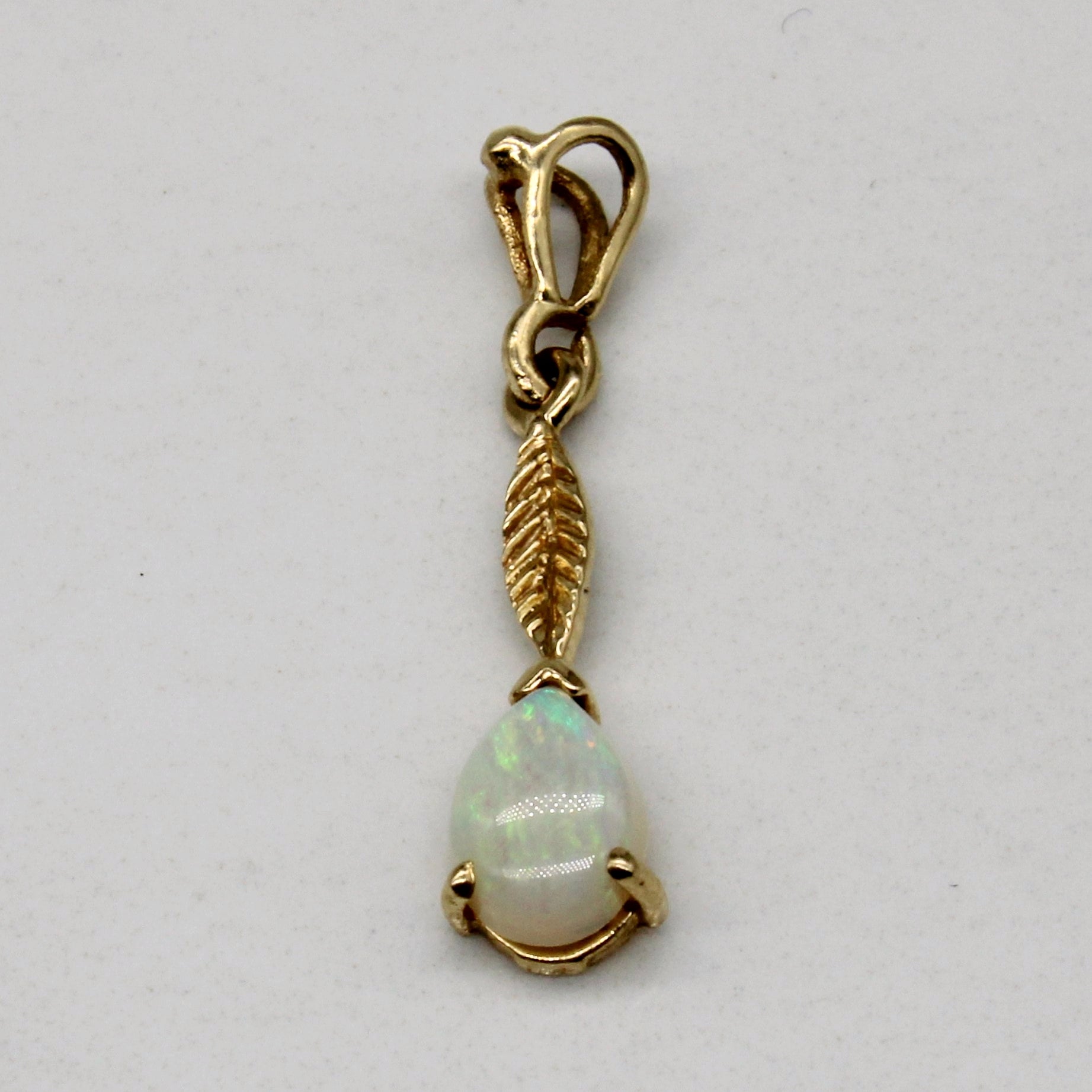 Opal Drop Pendant | 0.40ct |