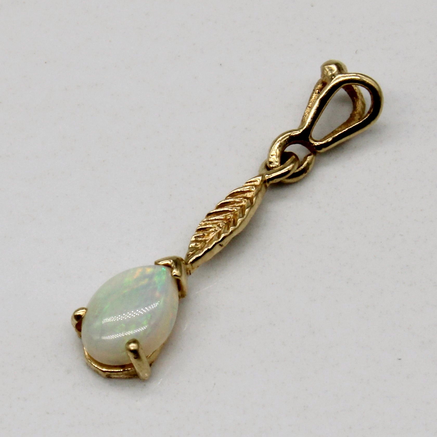 Opal Drop Pendant | 0.40ct |