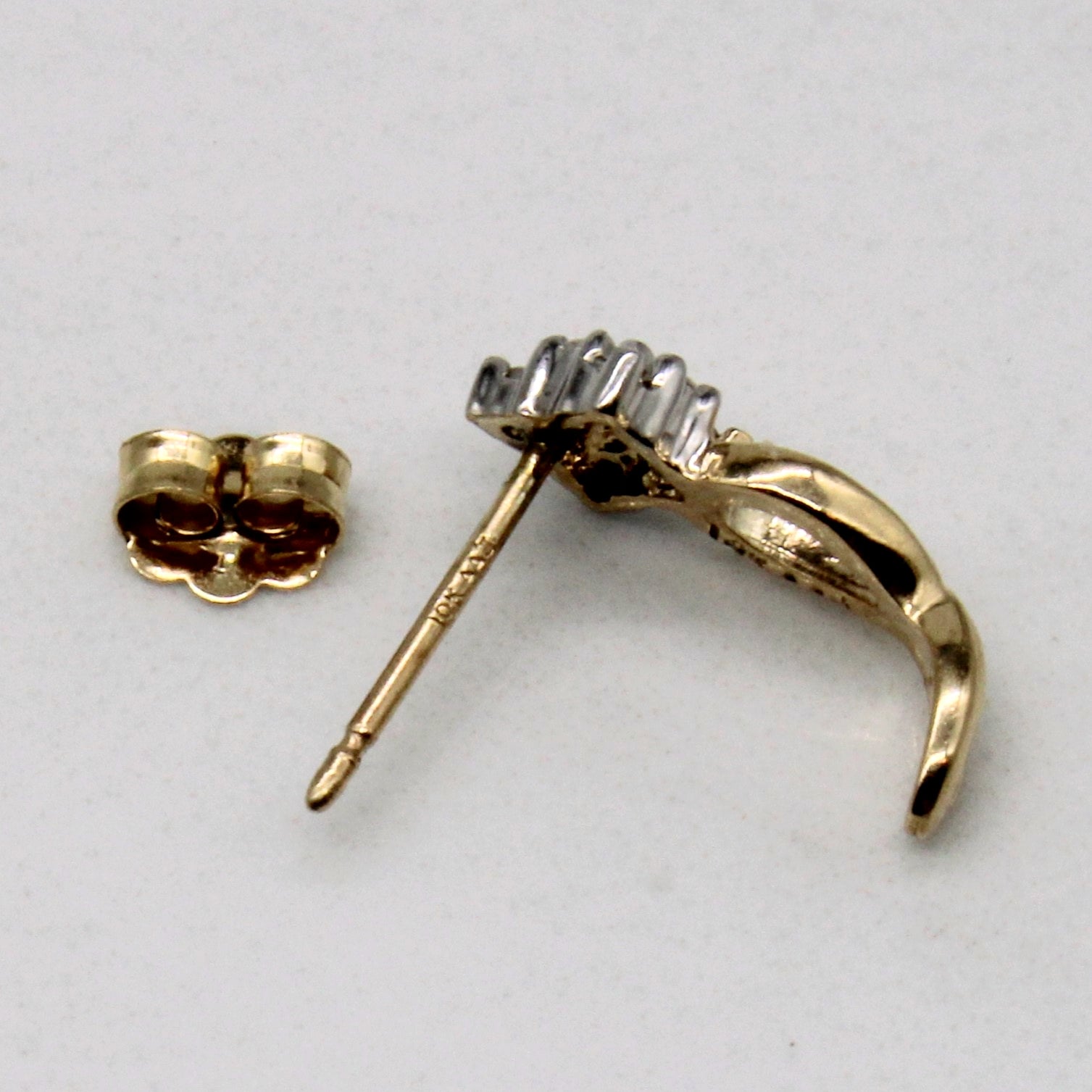 Diamond Earrings | 0.03ctw |