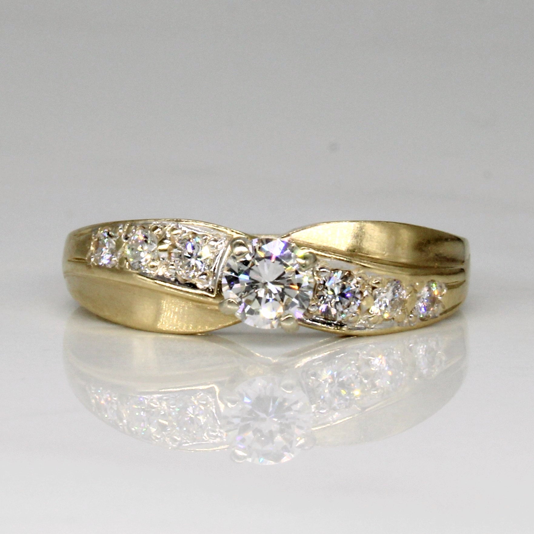Bague sertie de diamants style cathédrale | 0,44 ct | Taille 6,75 |