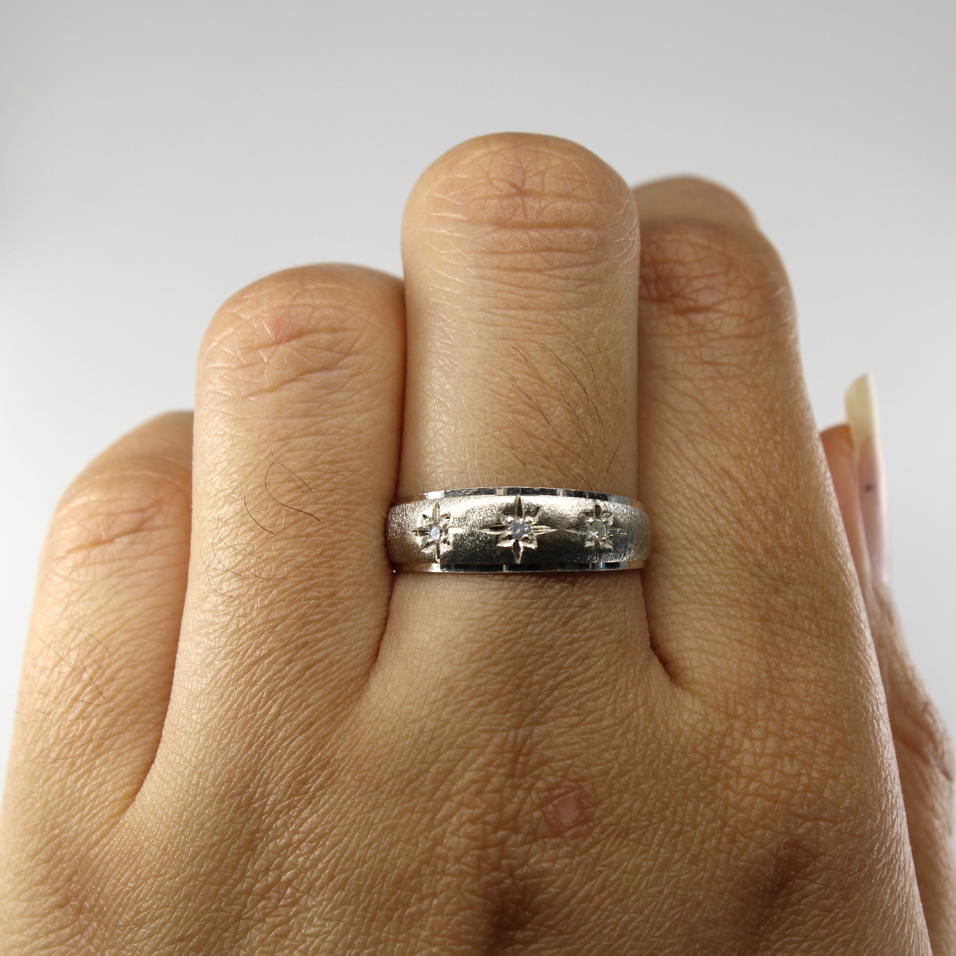 Bague trois diamants Starburst | 0,03 ct au total | Taille 7,75 |