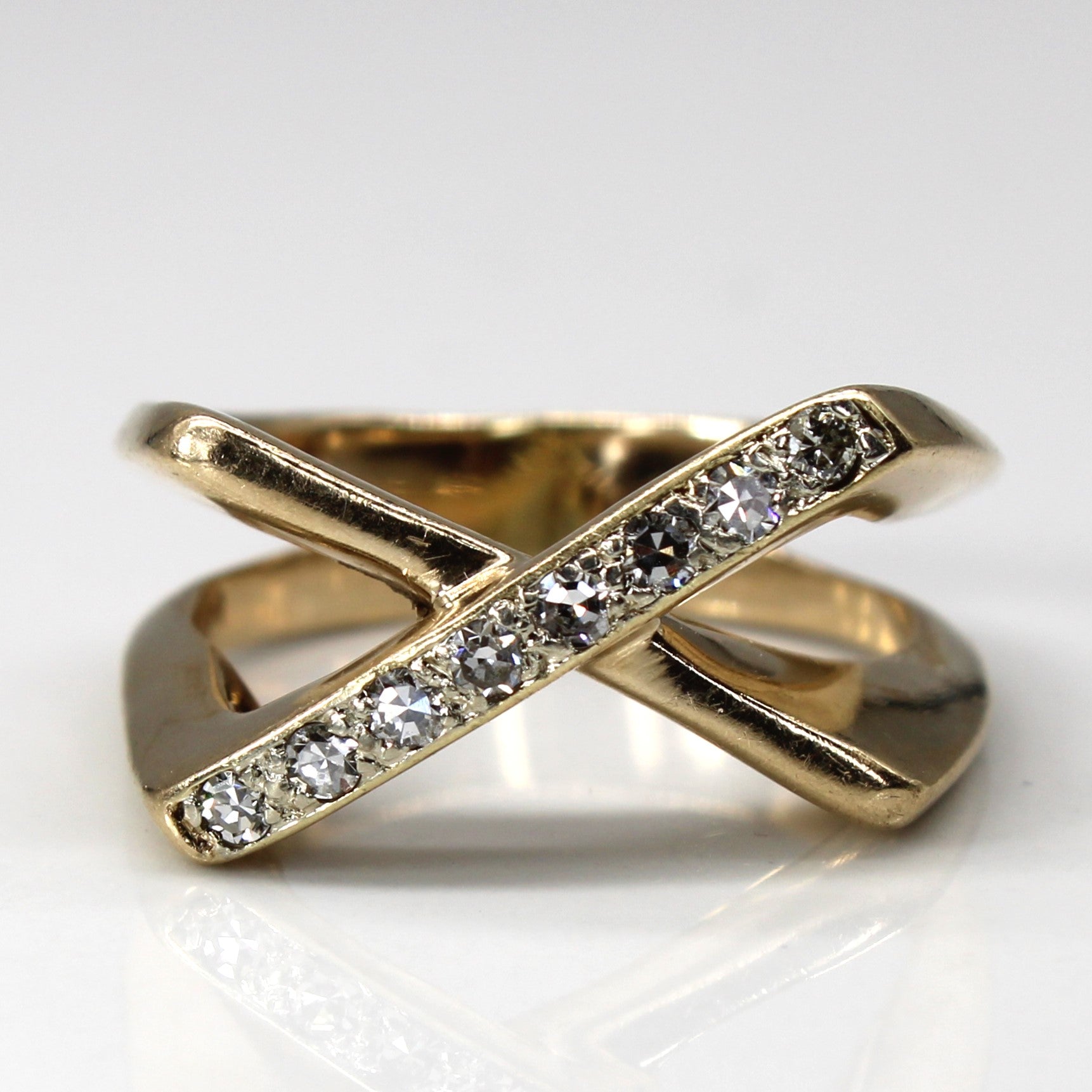 Crossover Diamond Ring | 0.16ctw | SZ 7.75 |