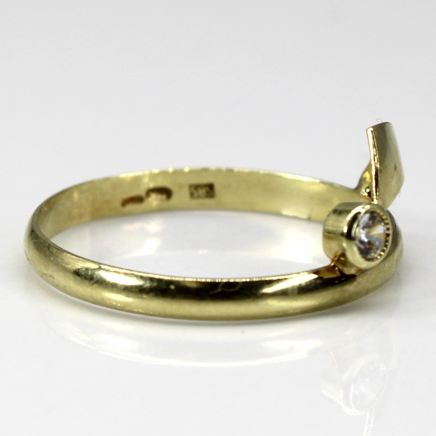 Bezel Set Diamond Ring | 0.08ct | SZ 8.5 |