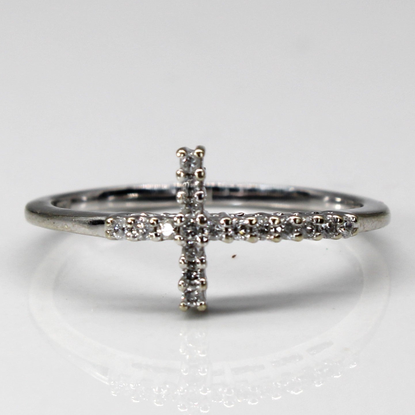 Pave Set Diamond Cross Ring | 0.15ctw | SZ 7 |