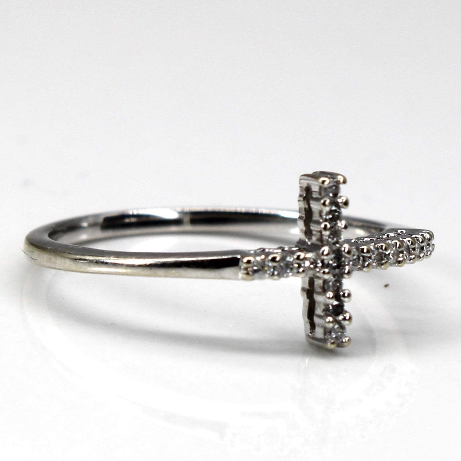 Pave Set Diamond Cross Ring | 0.15ctw | SZ 7 |