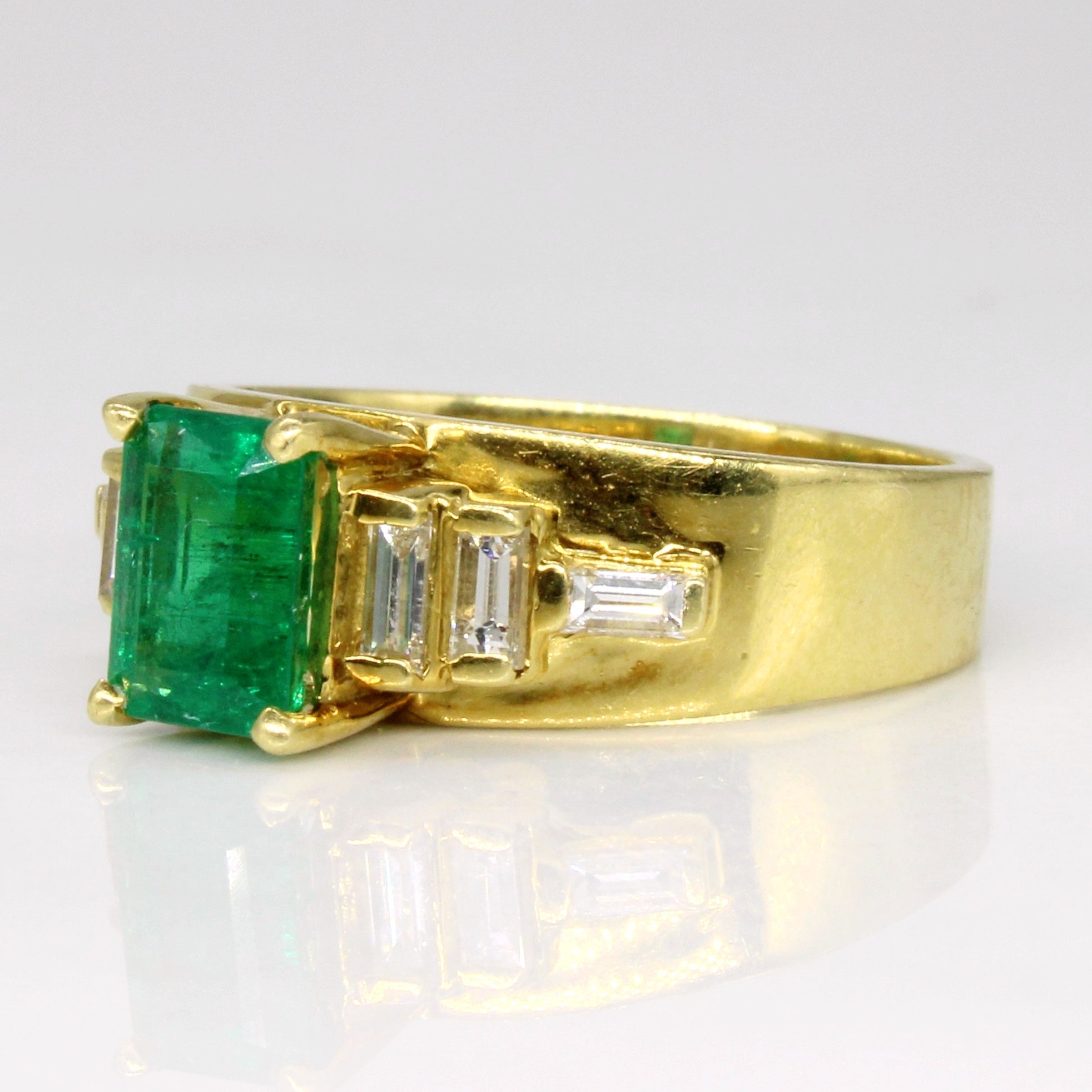 Emerald & Diamond Ring | 1.03ct, 0.26ctw | SZ 6 |