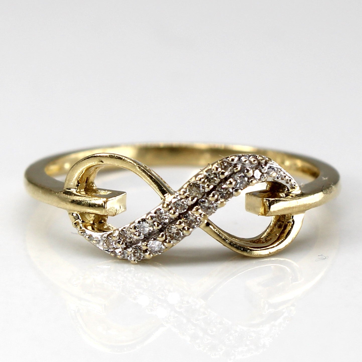 Diamond Infinity Ring | 0.07ctw | SZ 6.25 |