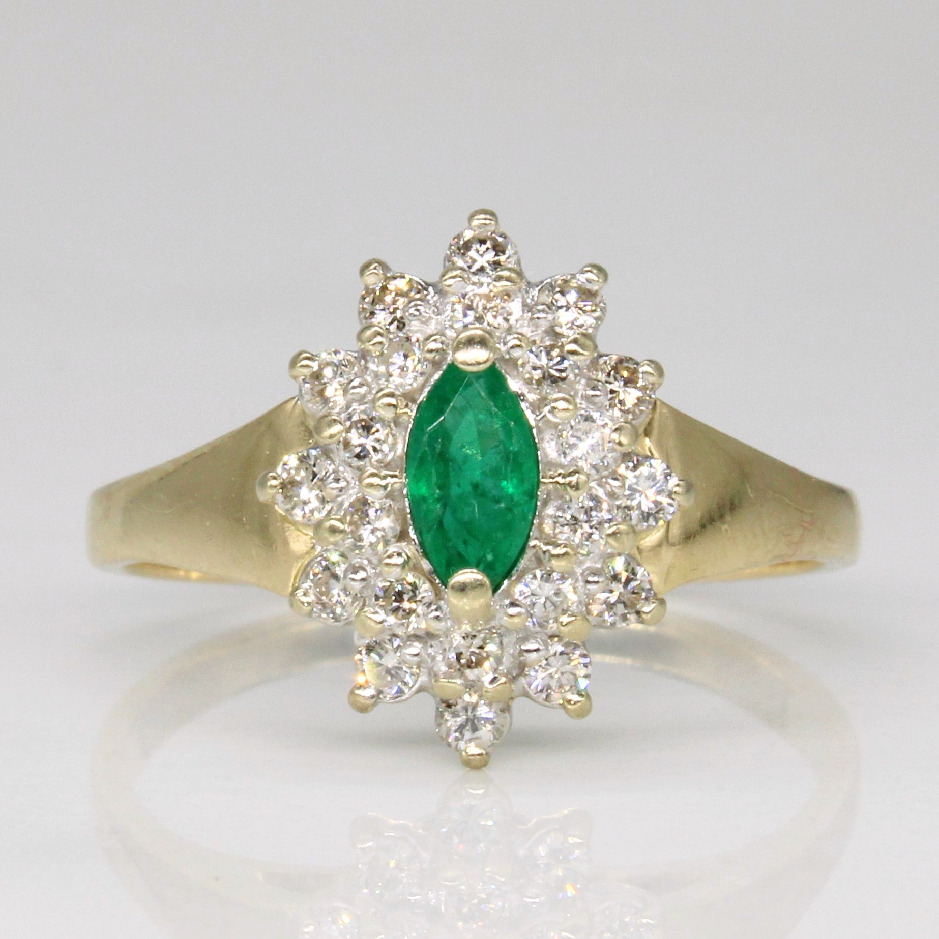 Diamond & Emerald Cluster Ring | 0.39ctw, 0.18ct | SZ 7.75 |