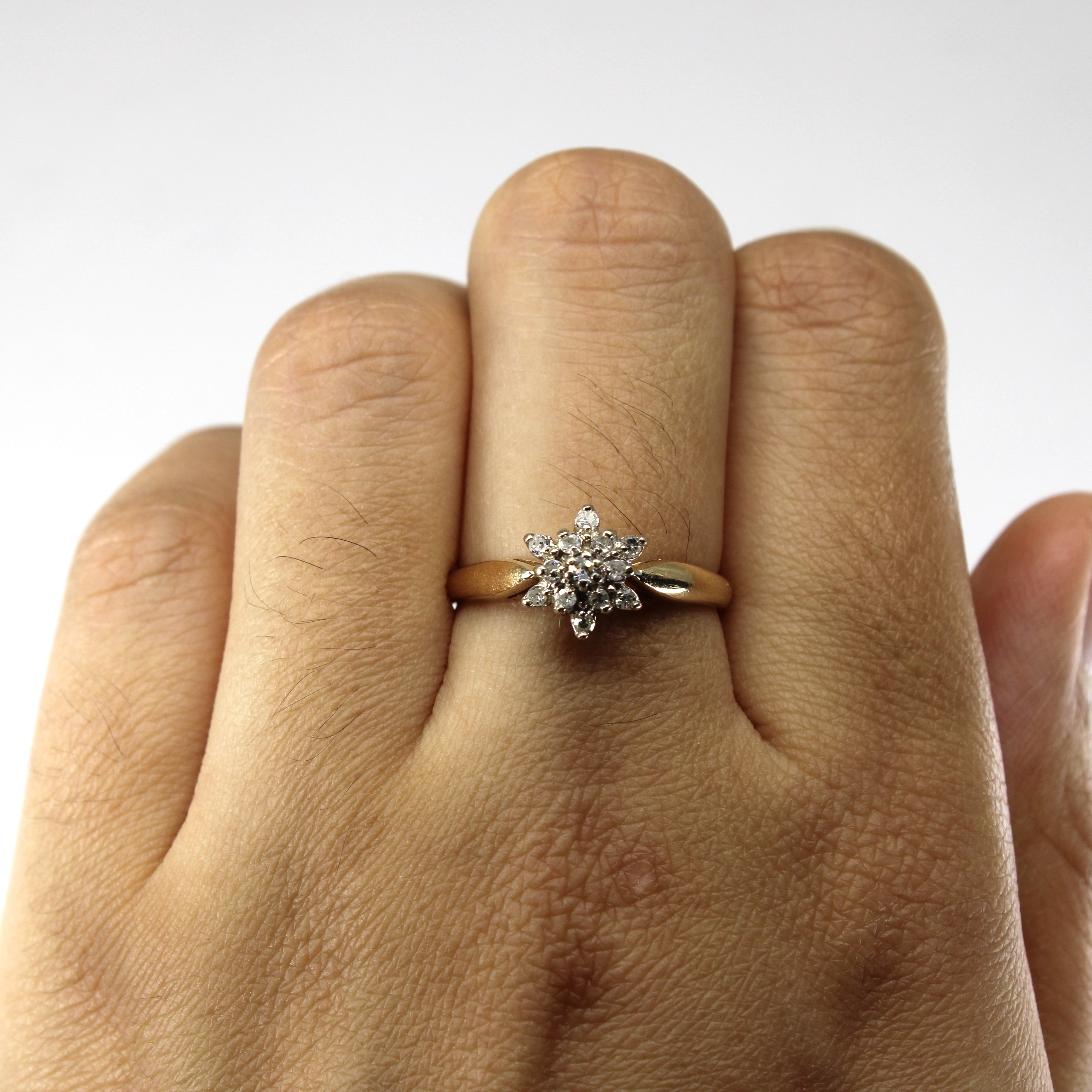 Cluster Diamond Gold Ring | 0.15ctw | SZ 7.25 |