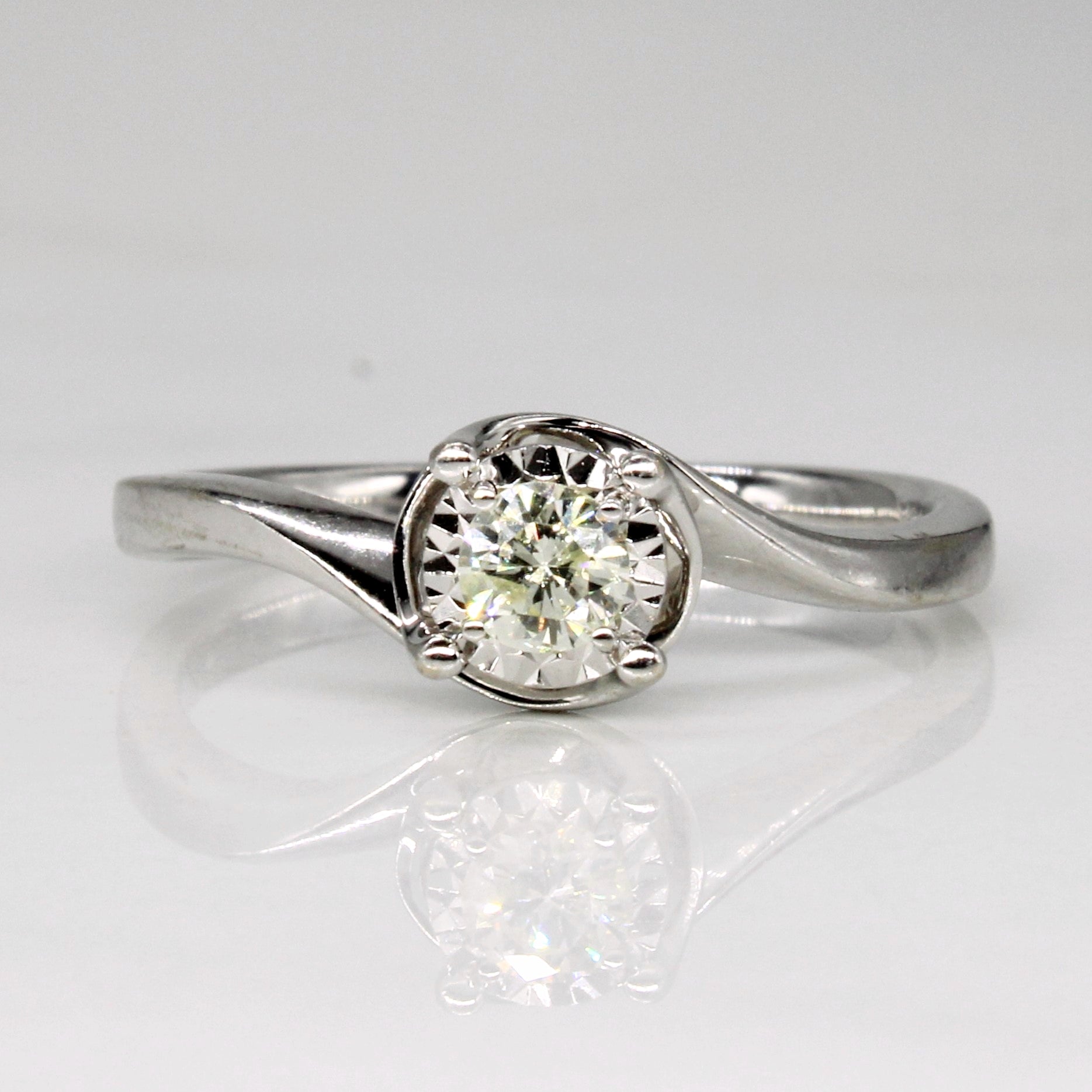 Illusion Set Diamond Engagement Ring | 0.15ct | SZ 6.25 |