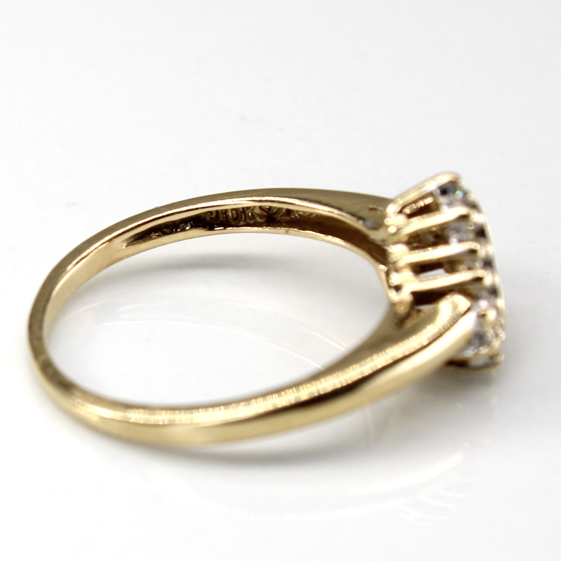 Diamond Heart Design Gold Ring | 0.08ctw | SZ 6 |