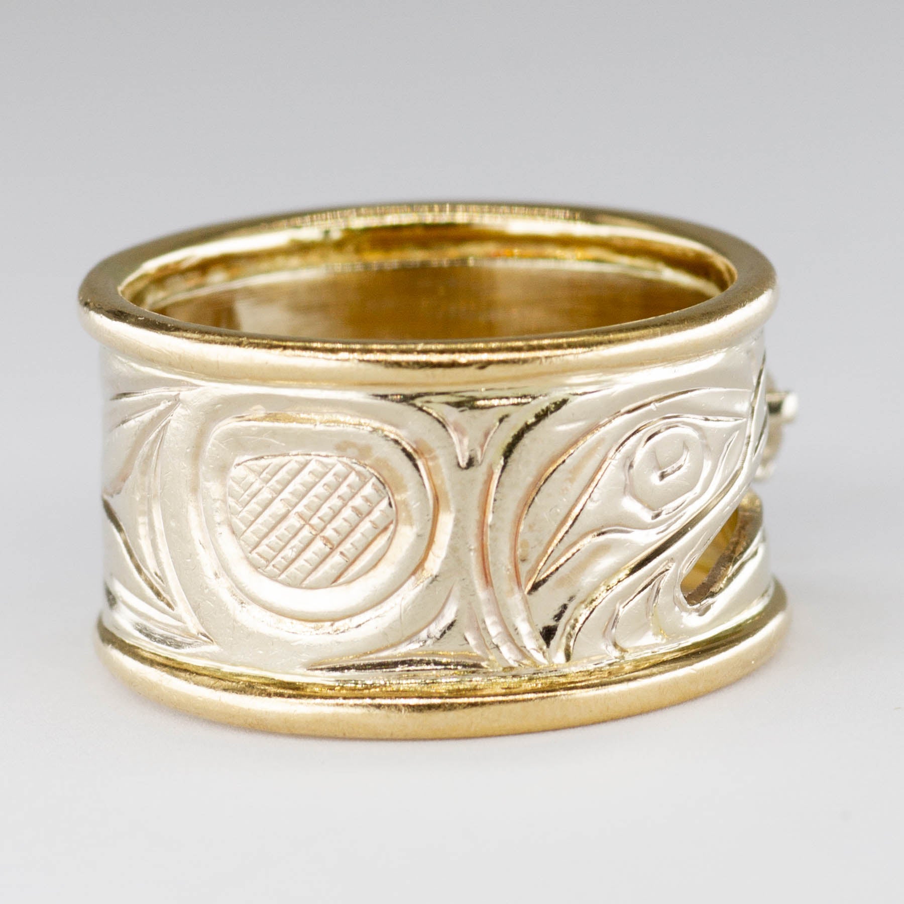Solitaire Diamond Indigenous Art Gold Band | 0.15ct | SZ 6.5 |