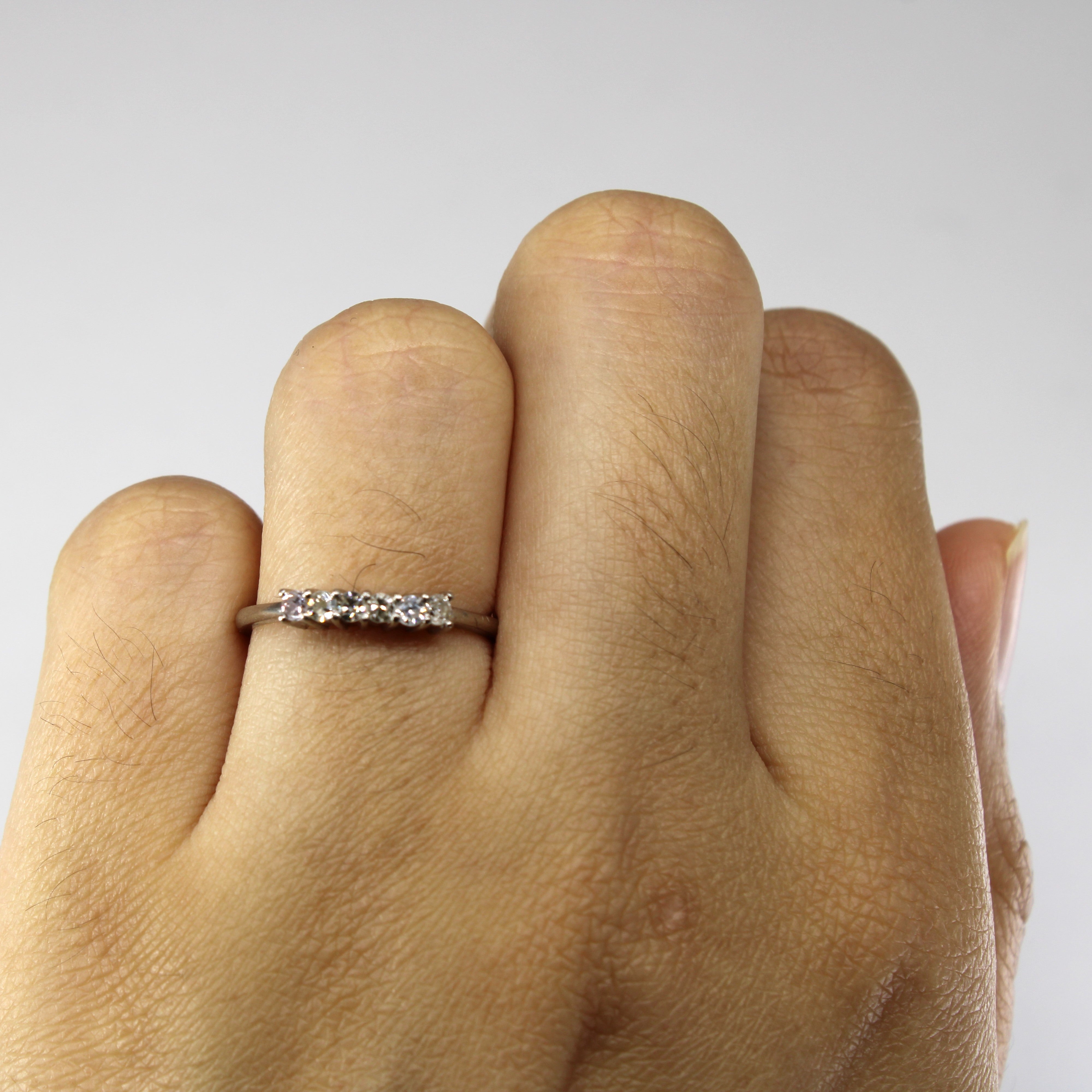 Six Stone Diamond Ring | 0.18ctw | SZ 6 |