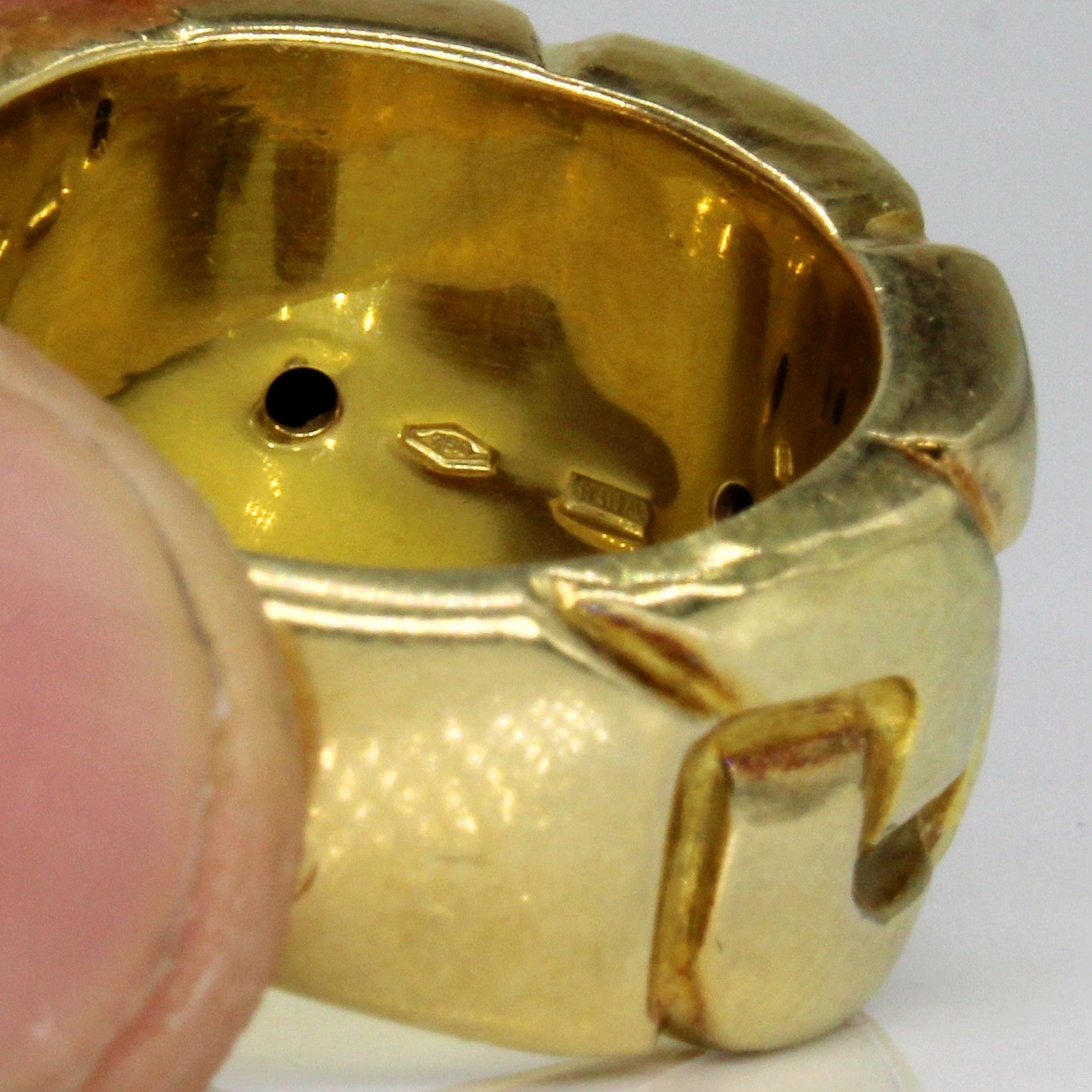 18k Yellow Gold Ring | SZ 7.75 |