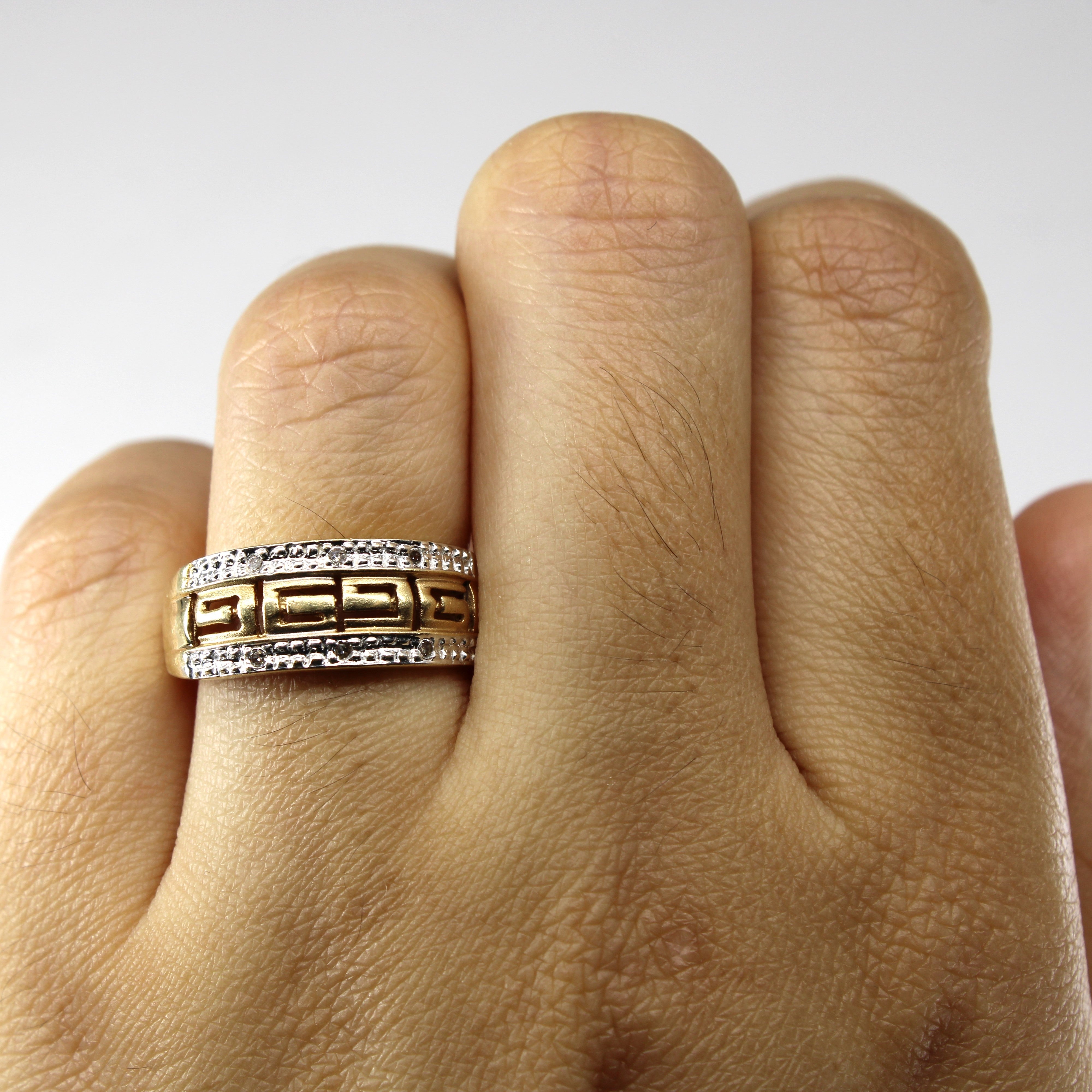 Textured Diamond Gold Ring | 0.06ctw | SZ 6.5 |