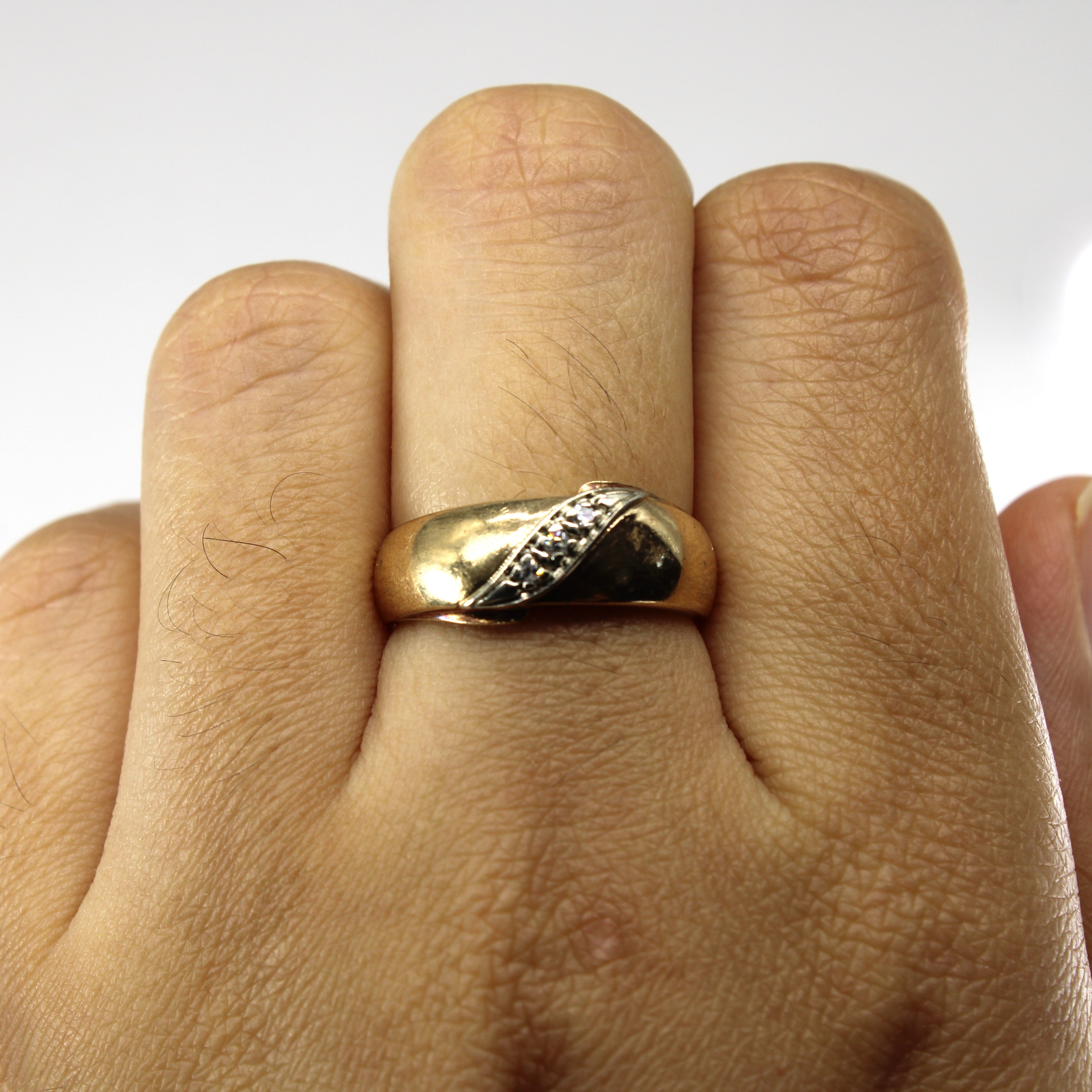 Diamond Gold Band | 0.06ctw | SZ 6.5 |
