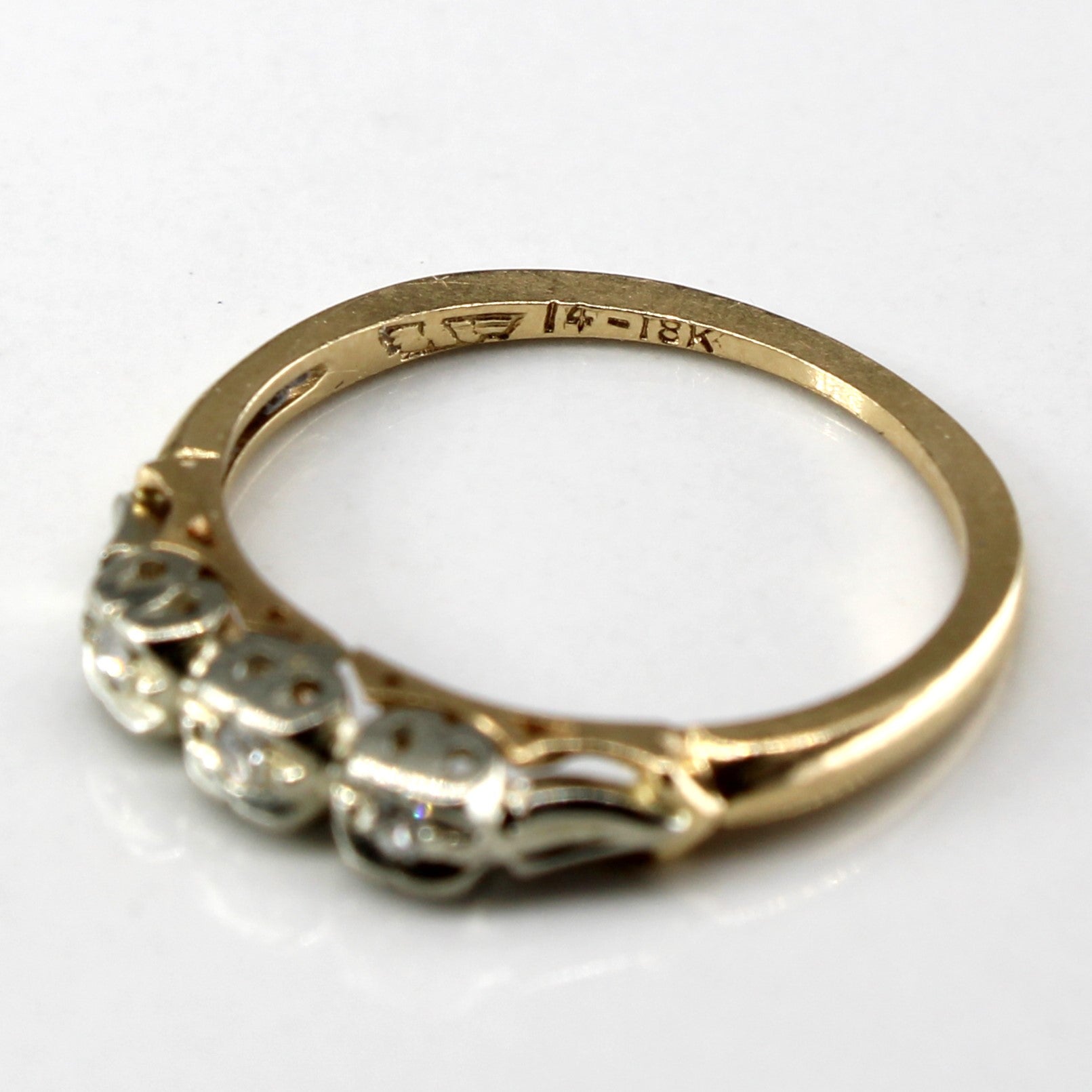 Three Stone Diamond Vintage Ring | 0.06ctw | SZ 6 |