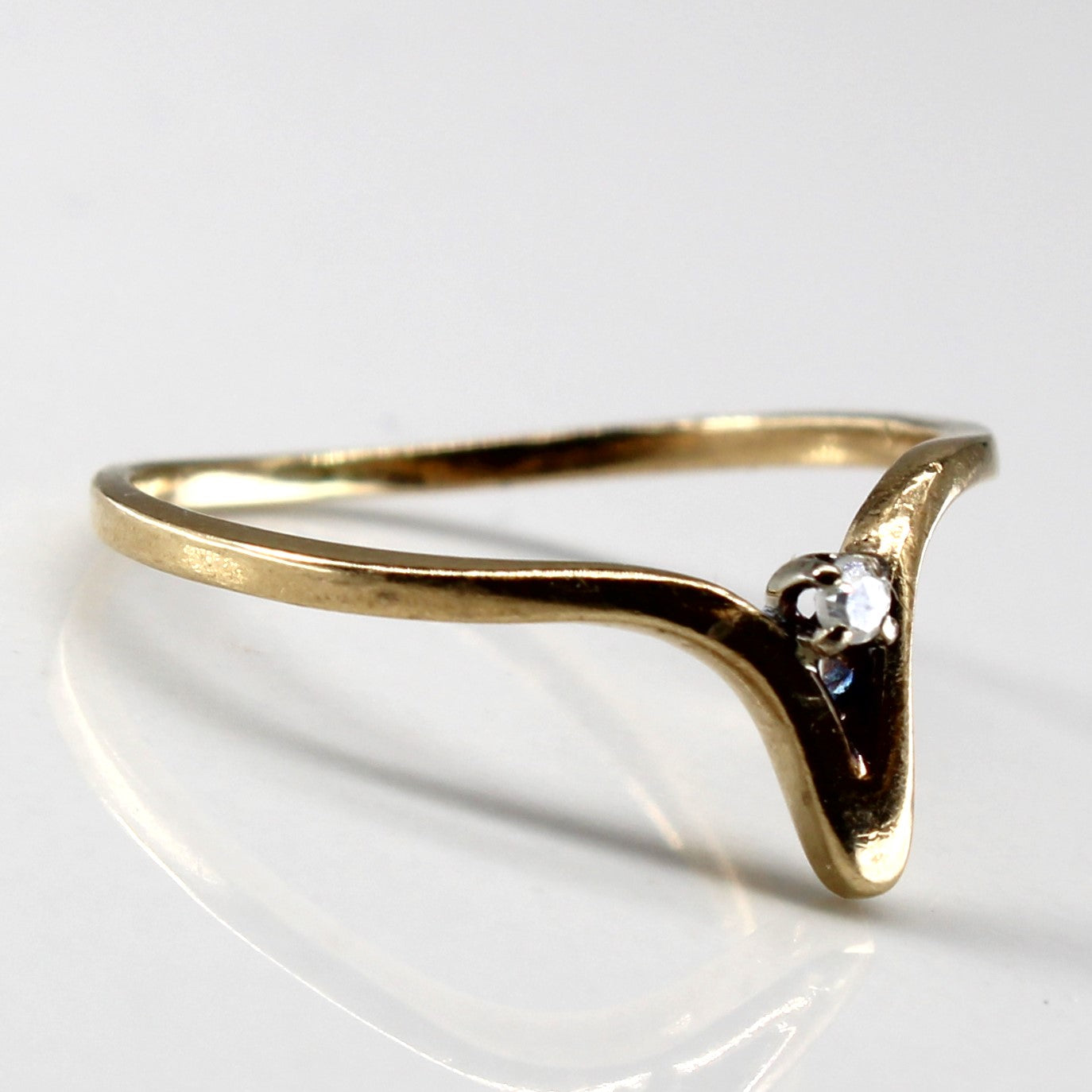 Chevron Diamond Ring | 0.01ct | SZ 3.75 |
