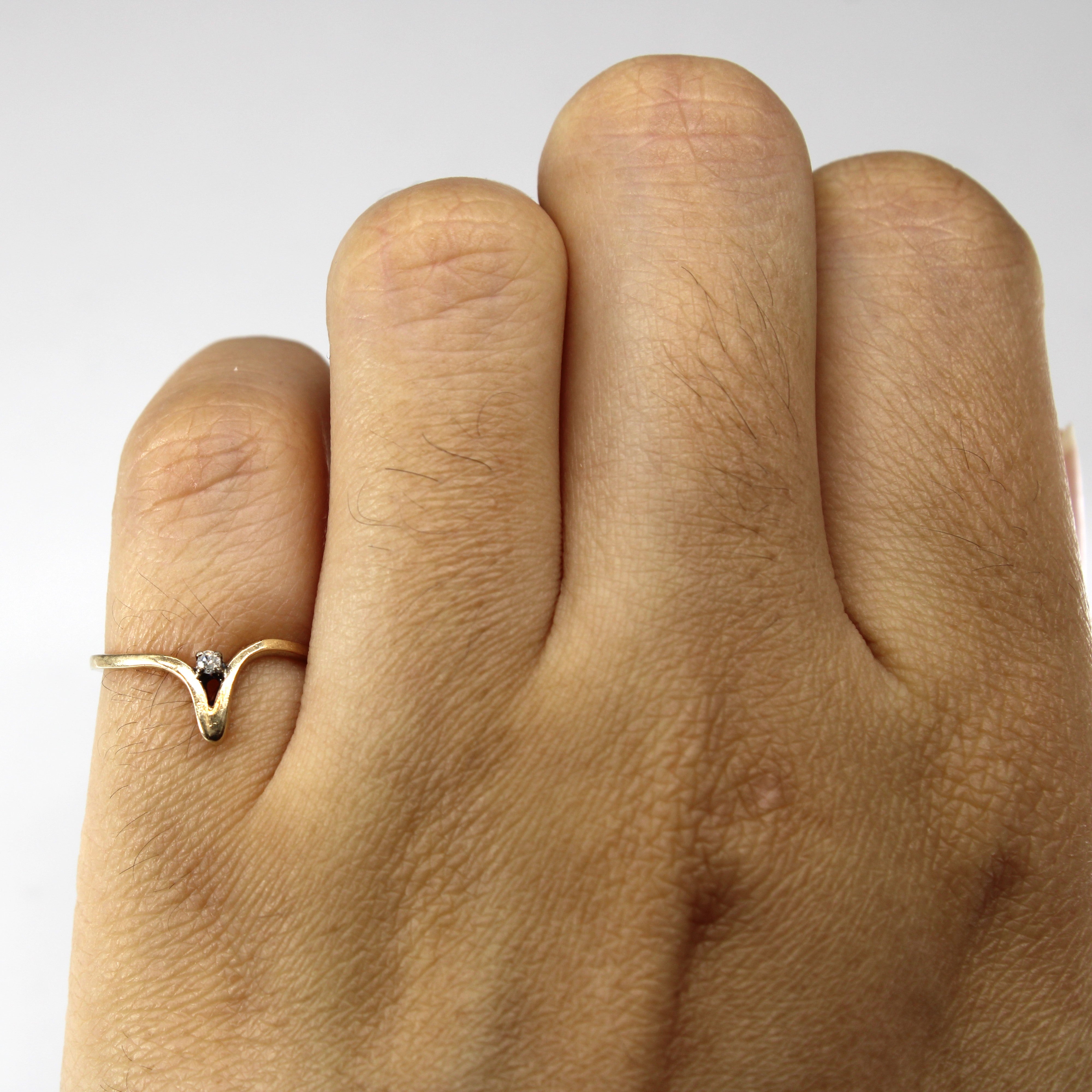 Chevron Diamond Ring | 0.01ct | SZ 3.75 |
