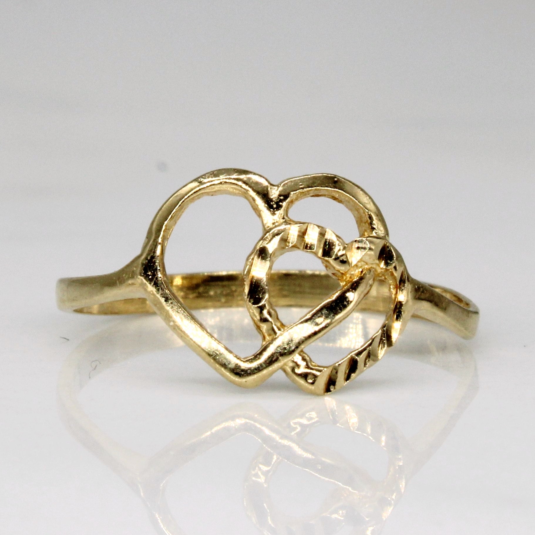 Bague cœur en or jaune 10 carats | Taille 5,5 |