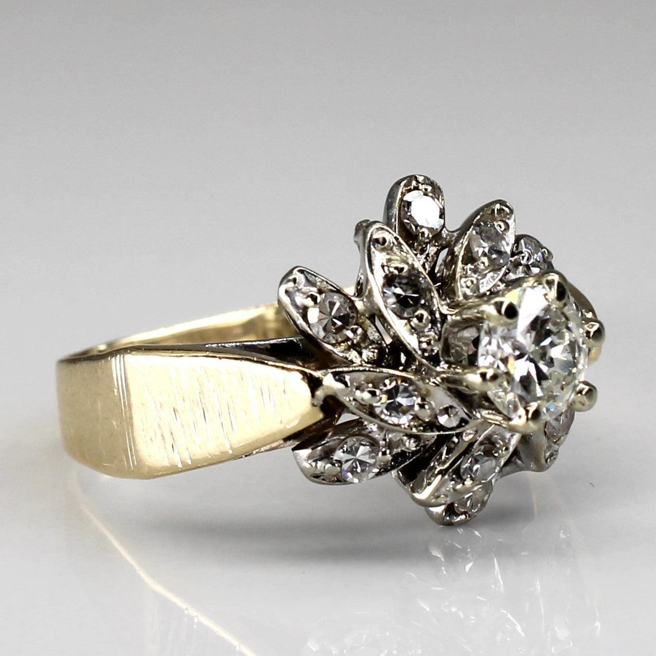 Cluster Diamond Cocktail Ring | 0.80ctw | SZ 7.5 |