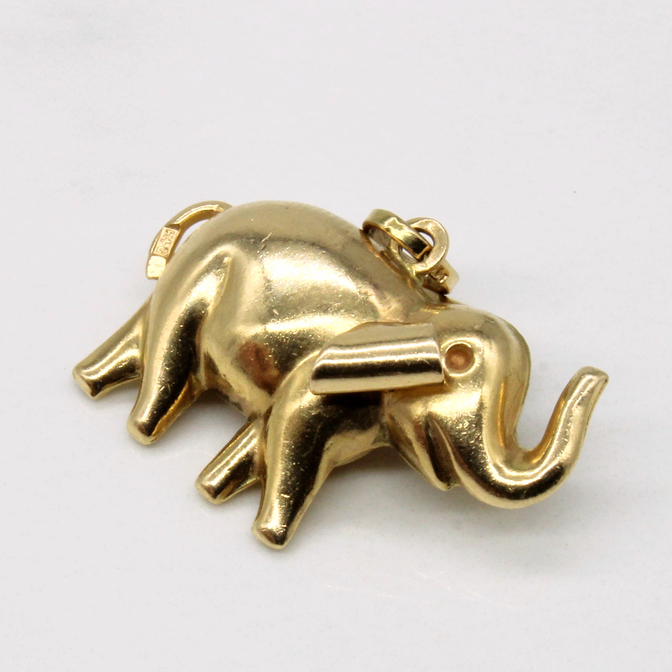 14k Yellow Gold Elephant Pendant