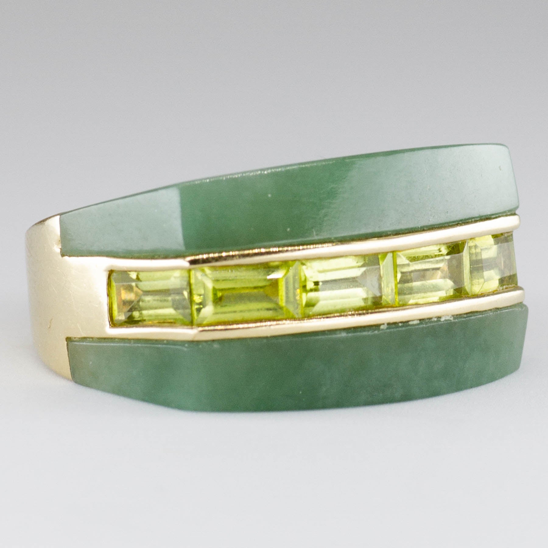 Jadeite and Peridot 14k Ring | 5.0ctw, 1.2ctw | SZ 8 |