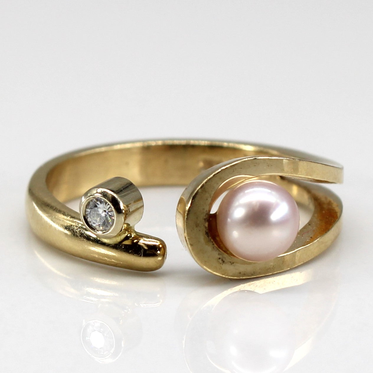 Pearl & Diamond Wrap Ring | 0.04ct | SZ 6 |