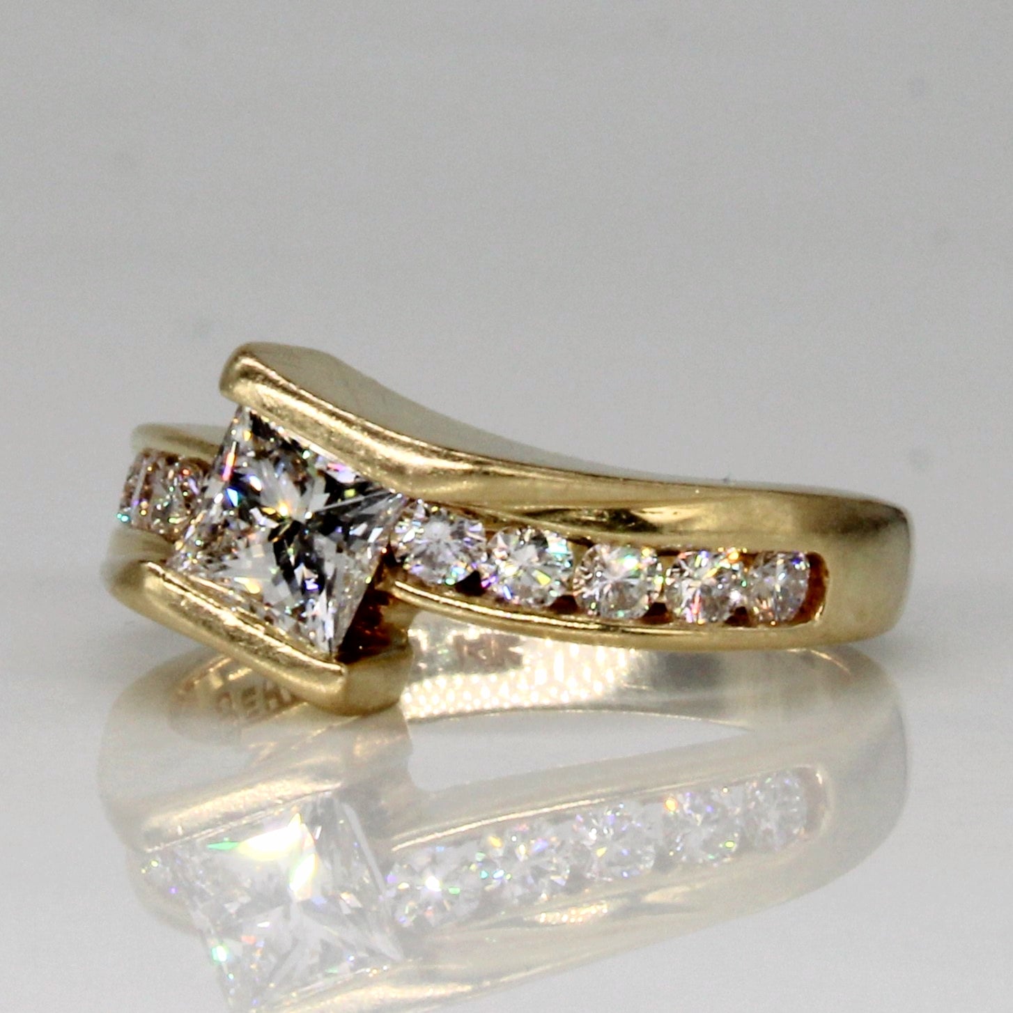 Princess Cut Diamond Engagement Ring | 1.00ctw | SZ 5 |