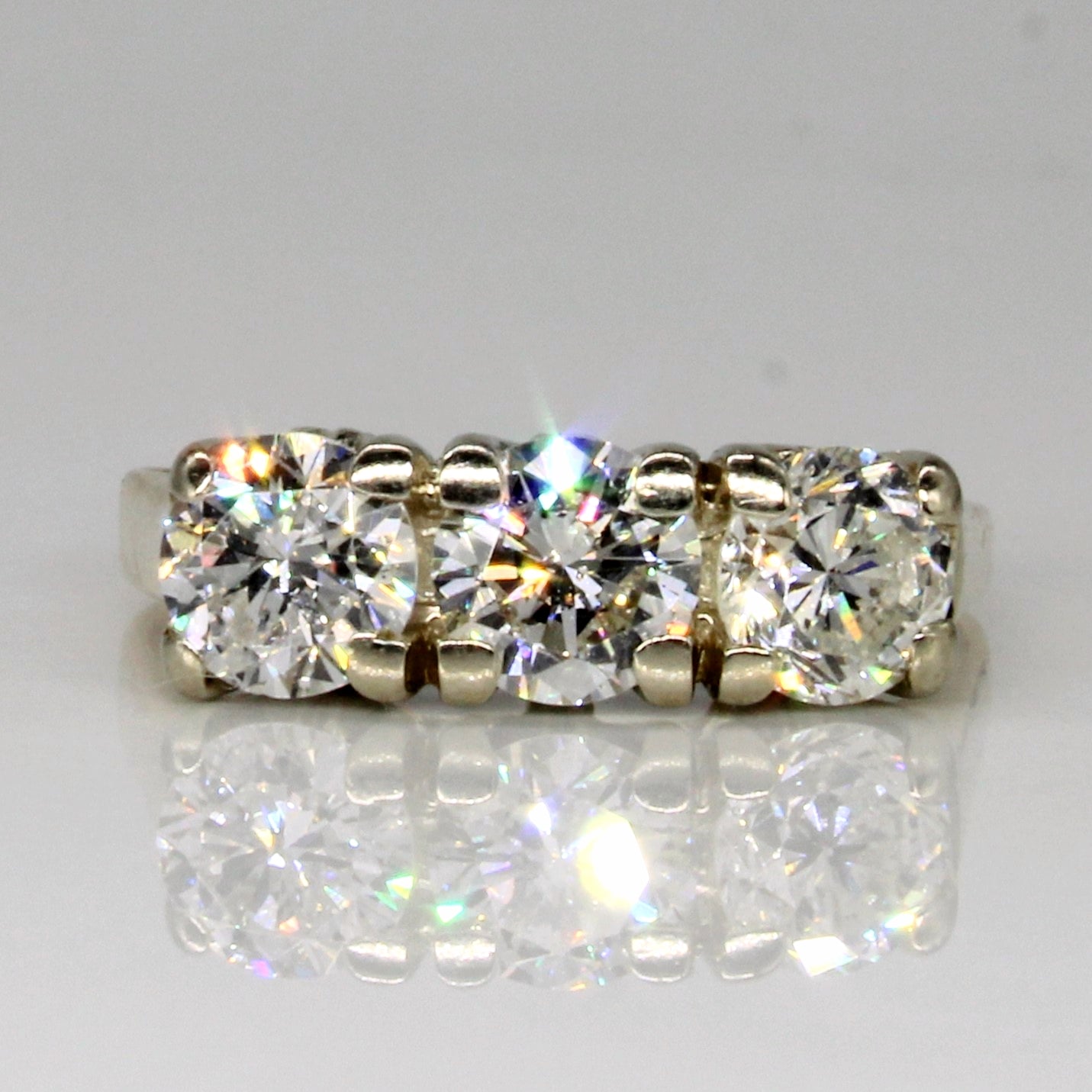 Bague de fiançailles trois diamants | 1,61 ct | Taille 6,75 |