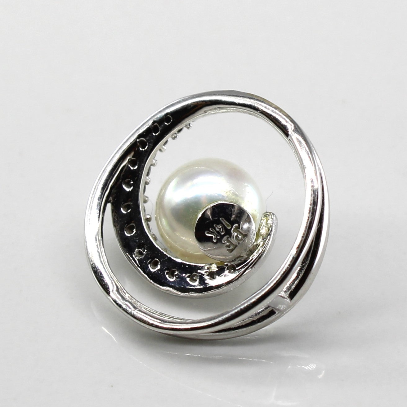 Pearl & Diamond Swirl Gold Pendant | 0.12ctw |