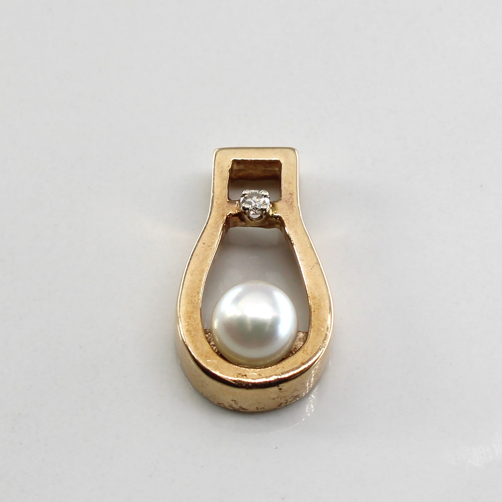 Pearl & Diamond Pendant | 0.04ct |
