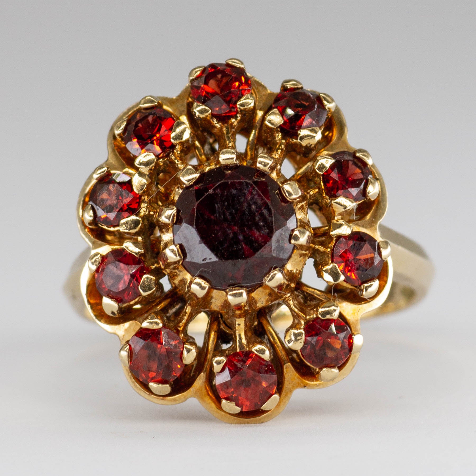 Garnet hot sale cluster ring