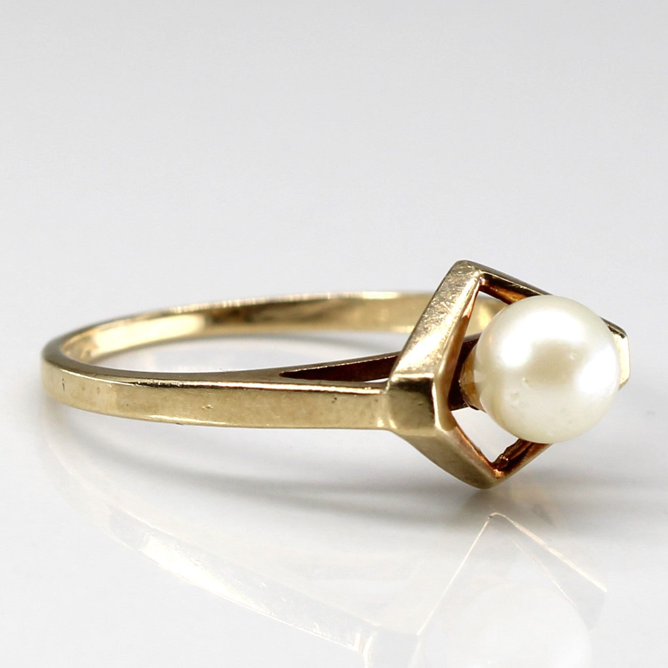 Solitaire Pearl Ring | SZ 6.75 |