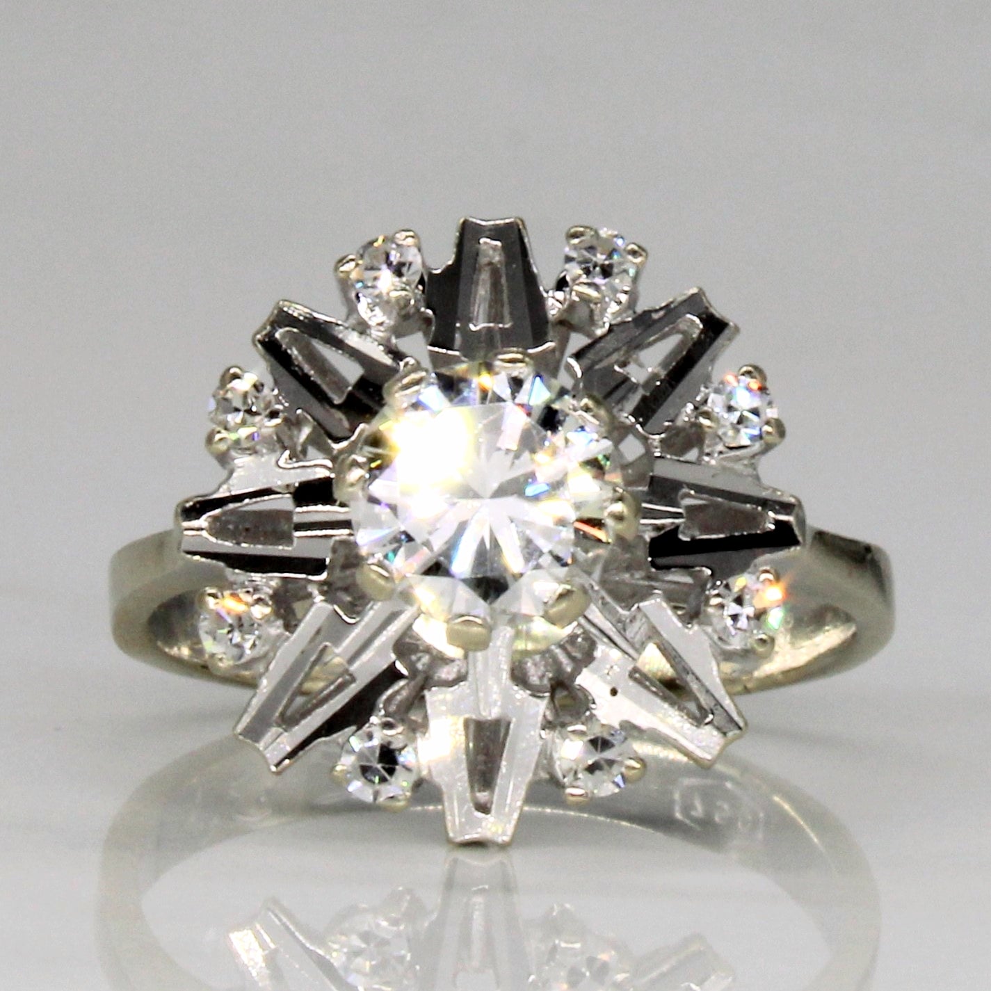 Diamond Star Design Engagement Ring | 0.75ctw | SZ 4.5 |