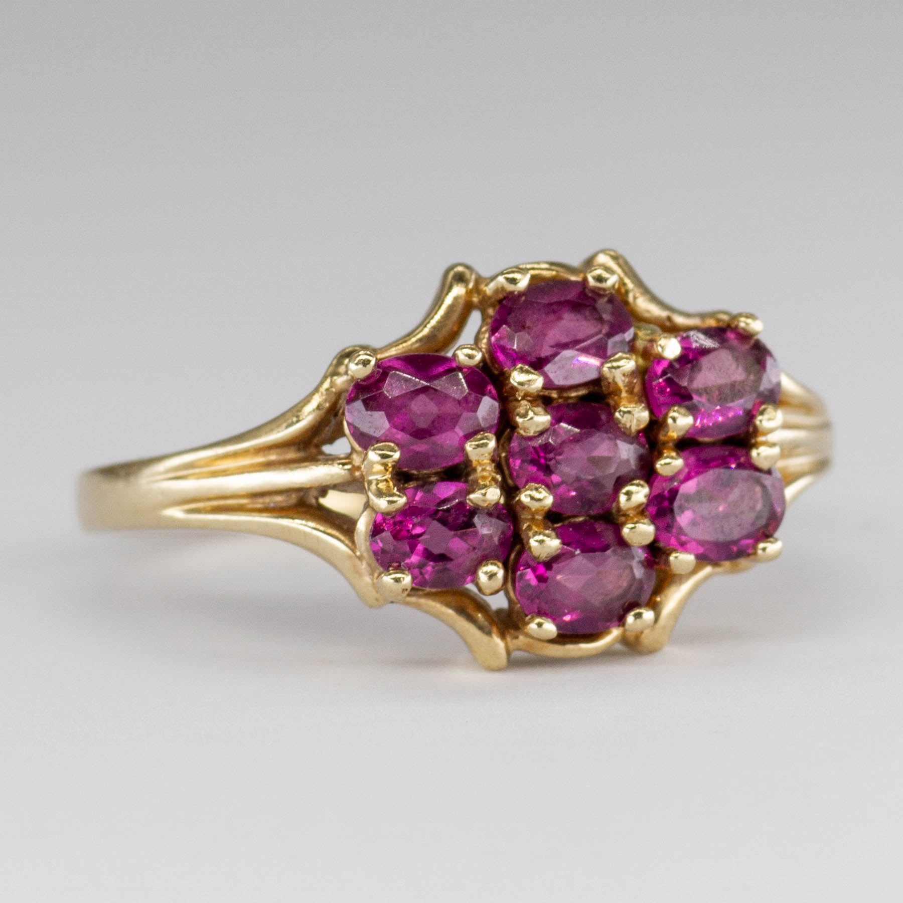 Garnet Cluster 10K Gold Ring | 1.4 ctw | SZ 7.75 |