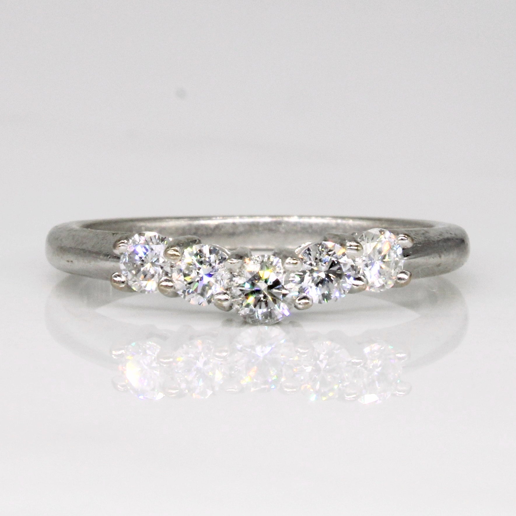 Michael Hill' Diamond Chevron Ring | 0.50ctw | SZ 7 |