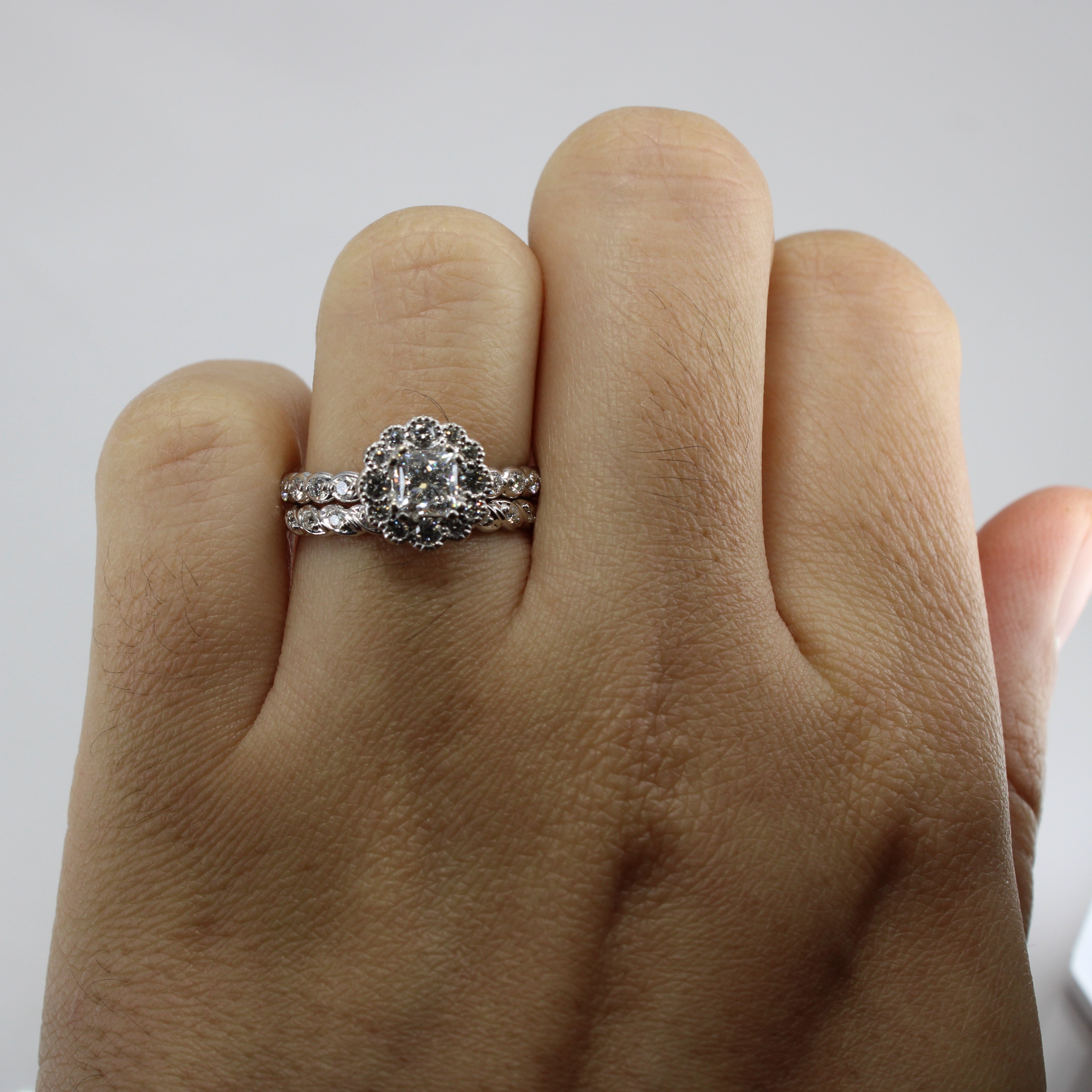 GIA Certfied 18k Canadian Halo Diamond Engagement Ring Set | 1.05ctw SI1 E | SZ 6.25 |
