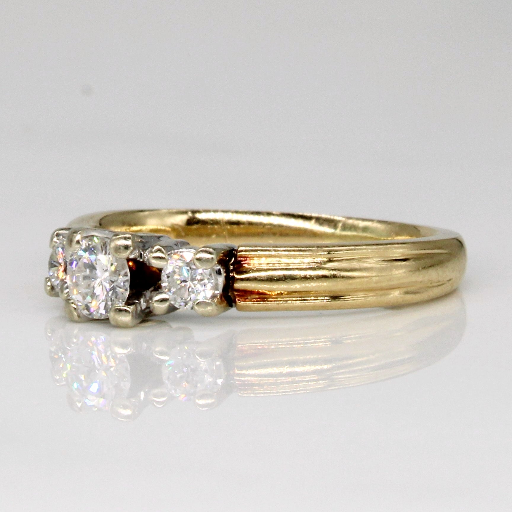 Three Stone Diamond Ring | 0.30ctw | SZ 5 |