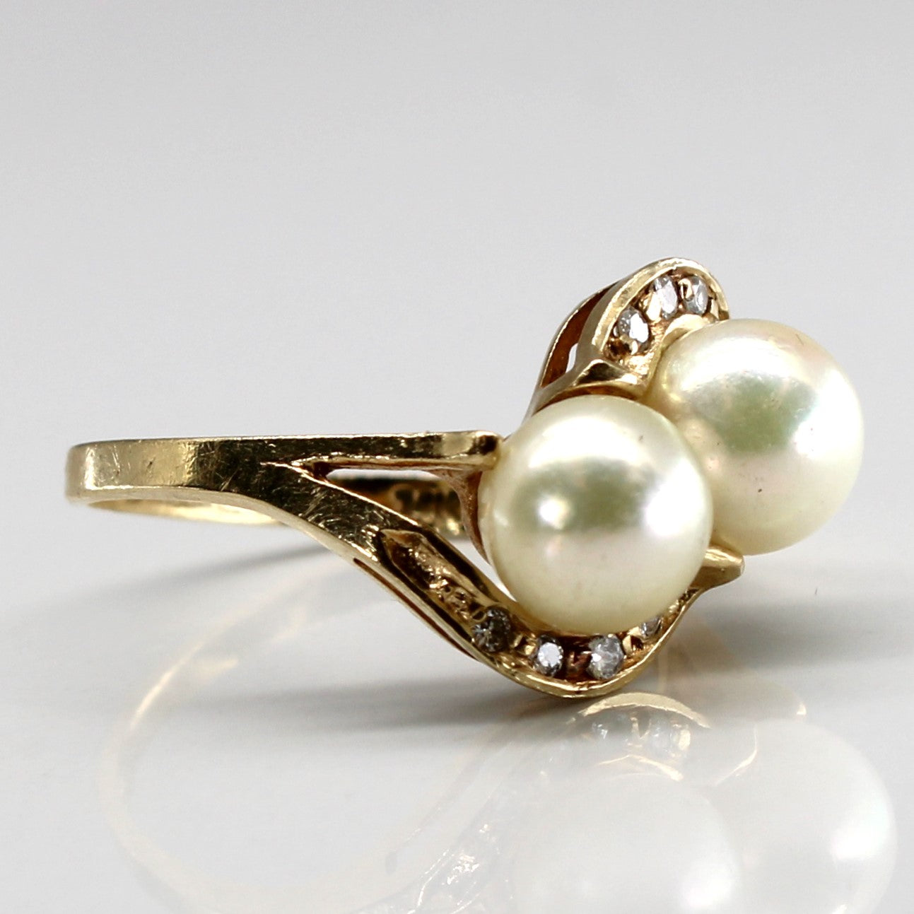 Bypass Pearl & Diamond Ring | 0.08ctw | SZ 6 |