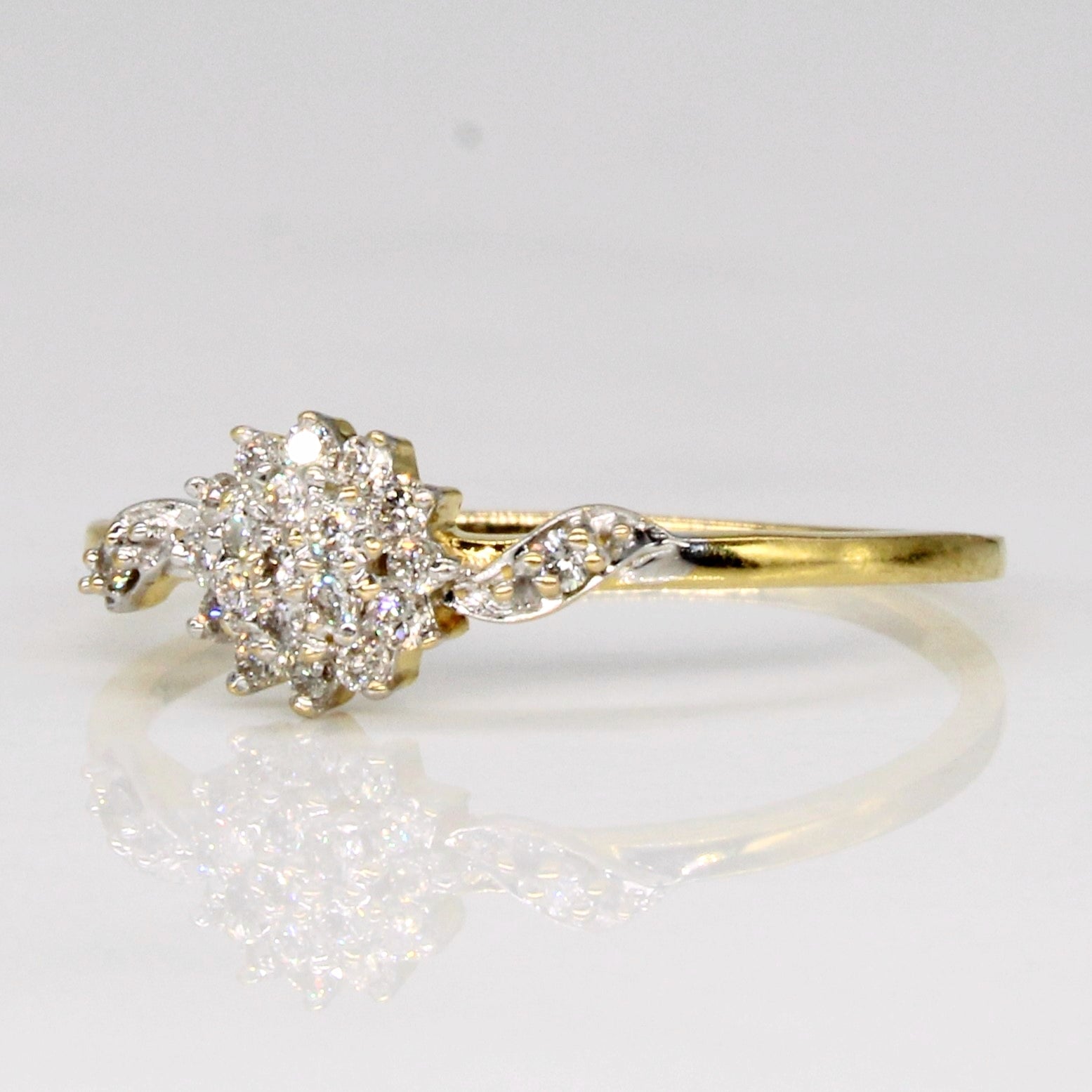 Diamond Cluster Ring | 0.135ctw | SZ 5.5 |