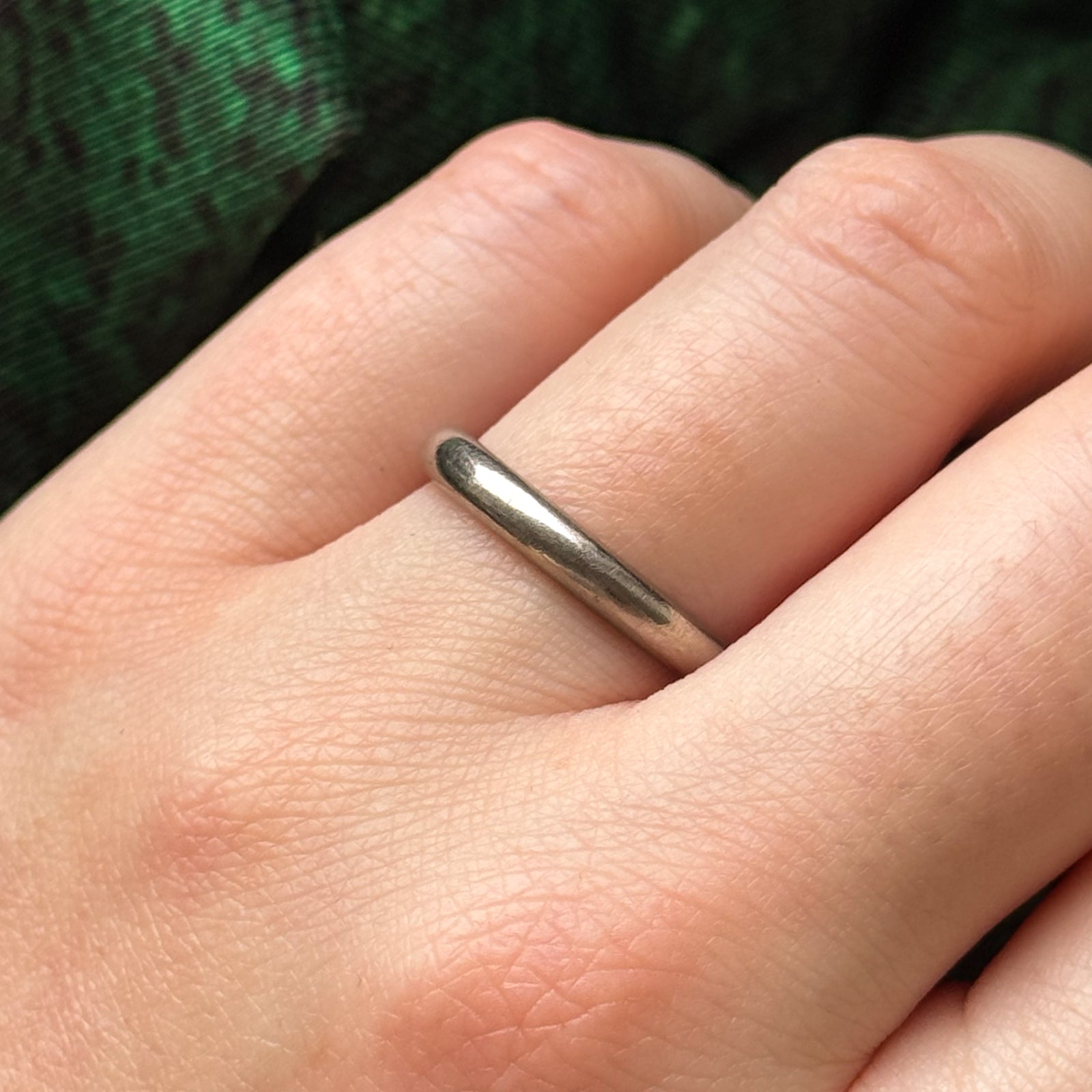 Bague Birks avec saphir caché | 0,02 ct | Taille 7,75 |