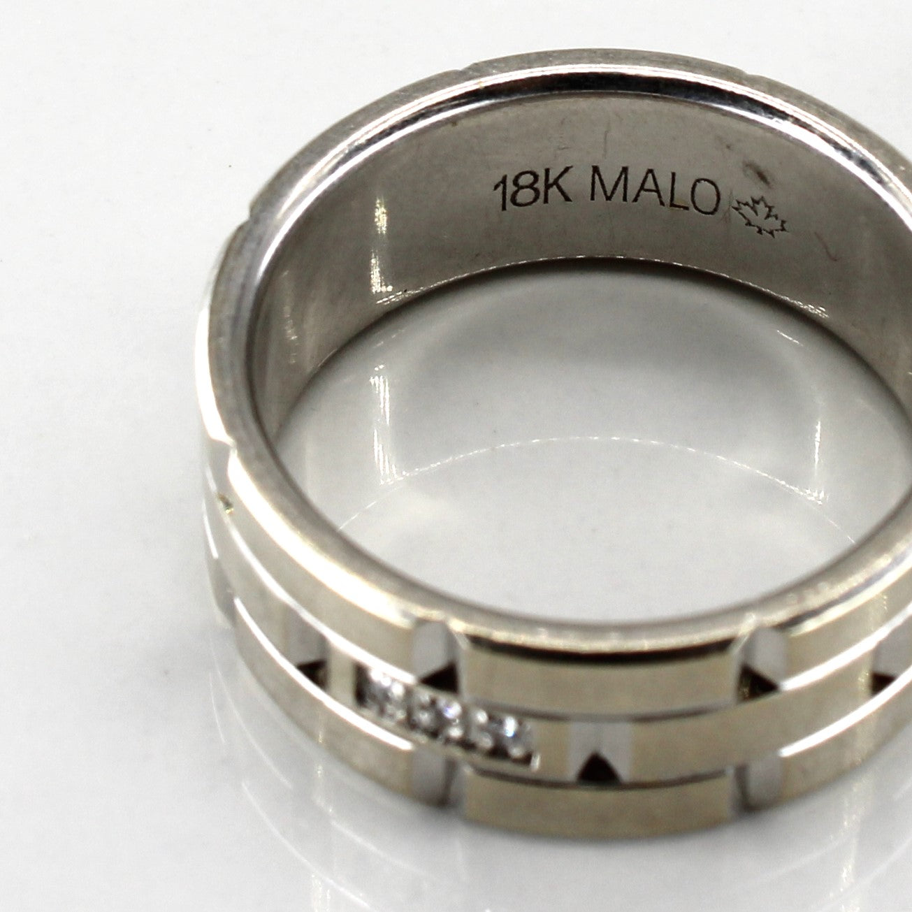 Diamond and Textured Wide White 18k Gold Band | 0.084 ctw | SZ 11.5 |