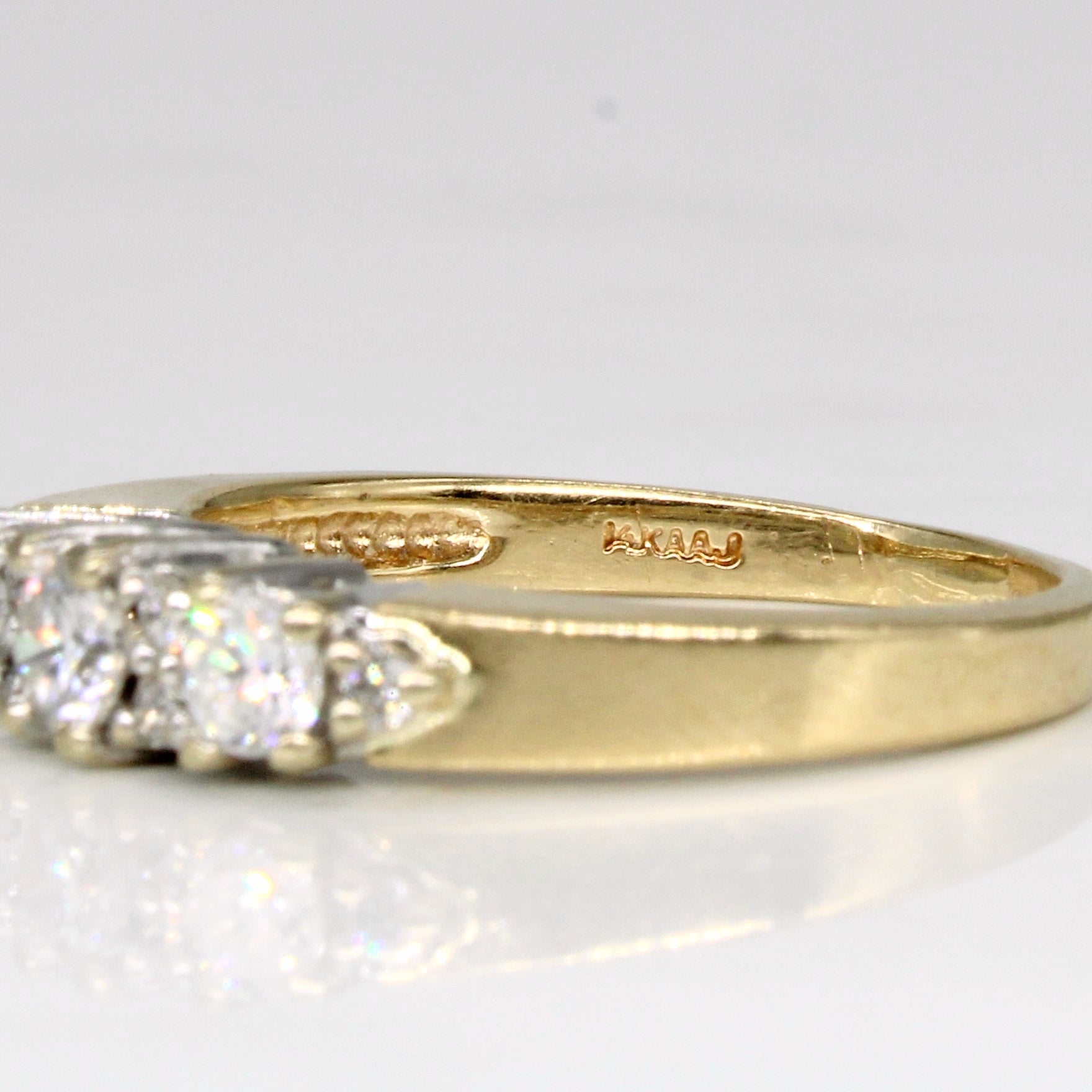 Diamond Ring | 0.46ctw | SZ 7.25 |